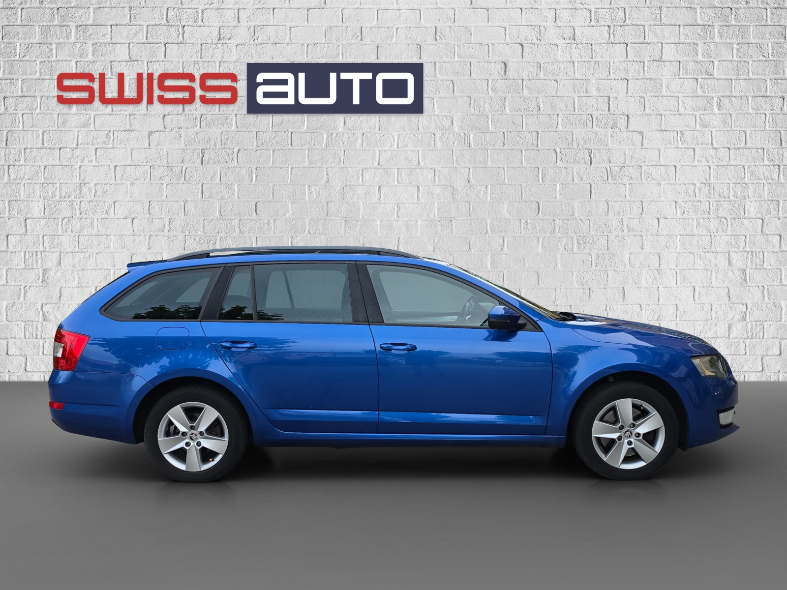 SKODA Octavia Combi 2.0 TDI Ambition 4x4 DSG-showroom-element-3