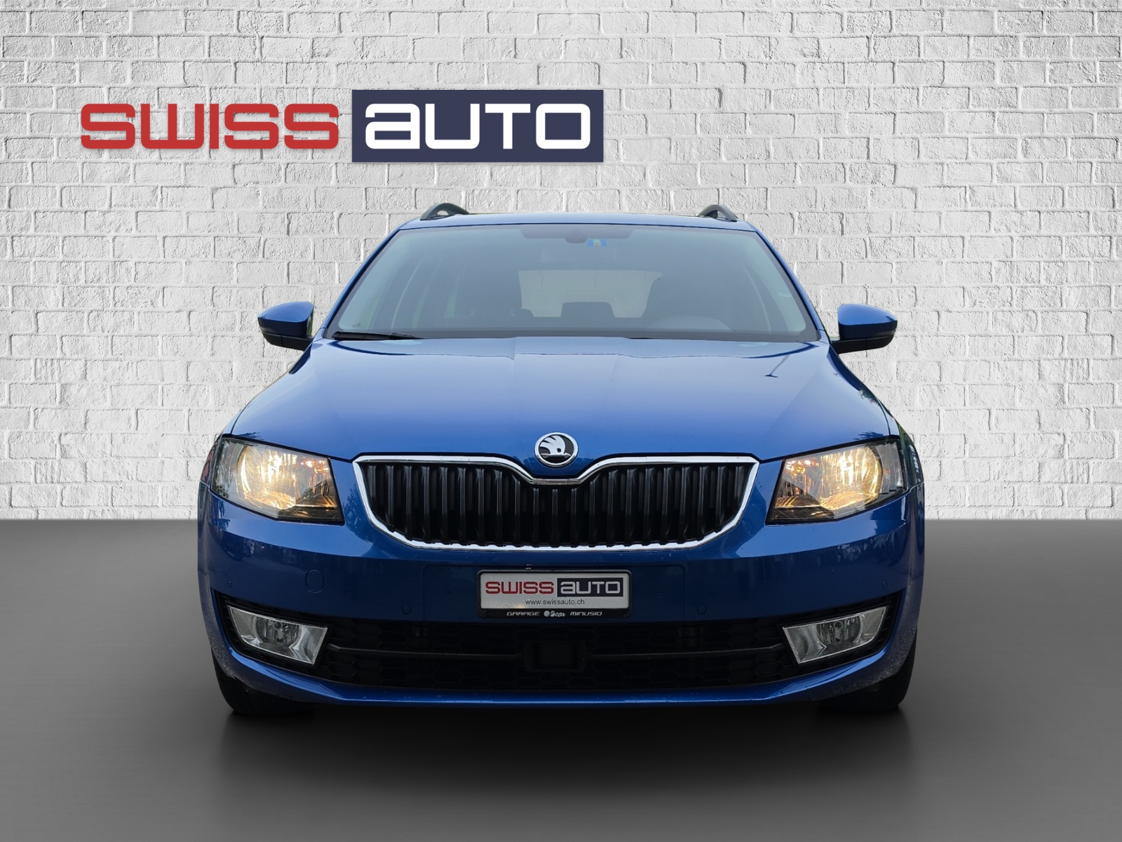 SKODA Octavia Combi 2.0 TDI Ambition 4x4 DSG-showroom-element-1