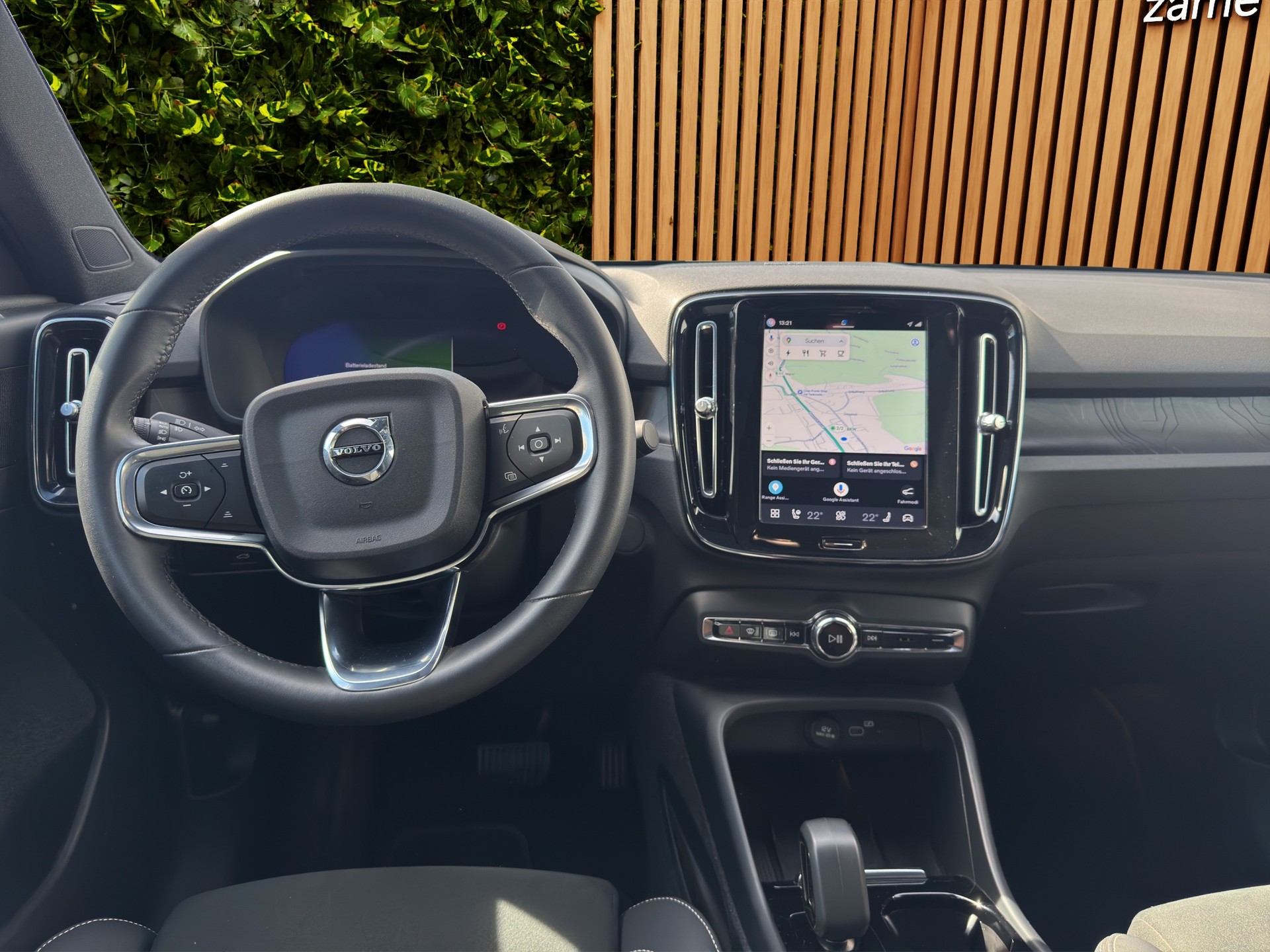 VOLVO C40 P8 Twin Recharge Ultimate AWD-image-9