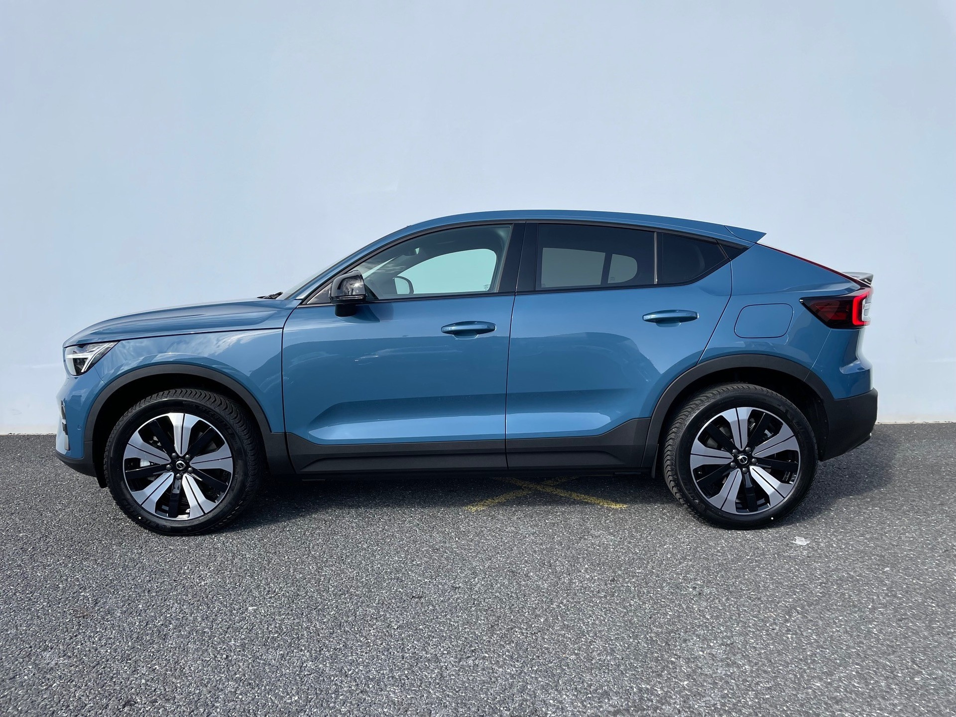 VOLVO C40 P8 Twin Recharge Ultimate AWD-showroom-element-2