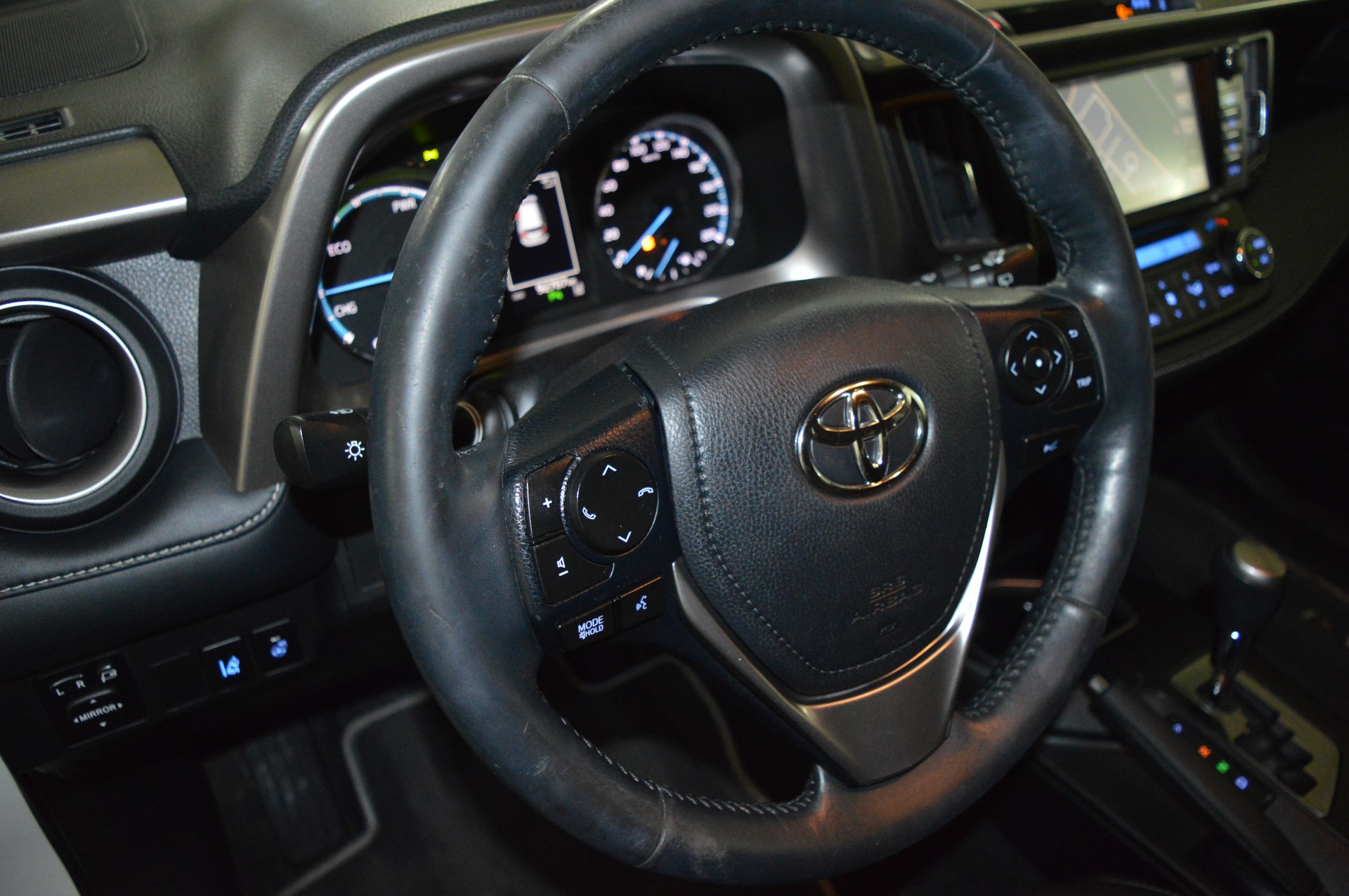 TOYOTA RAV-4 2.5 HSD Trend e-CVT-image-17