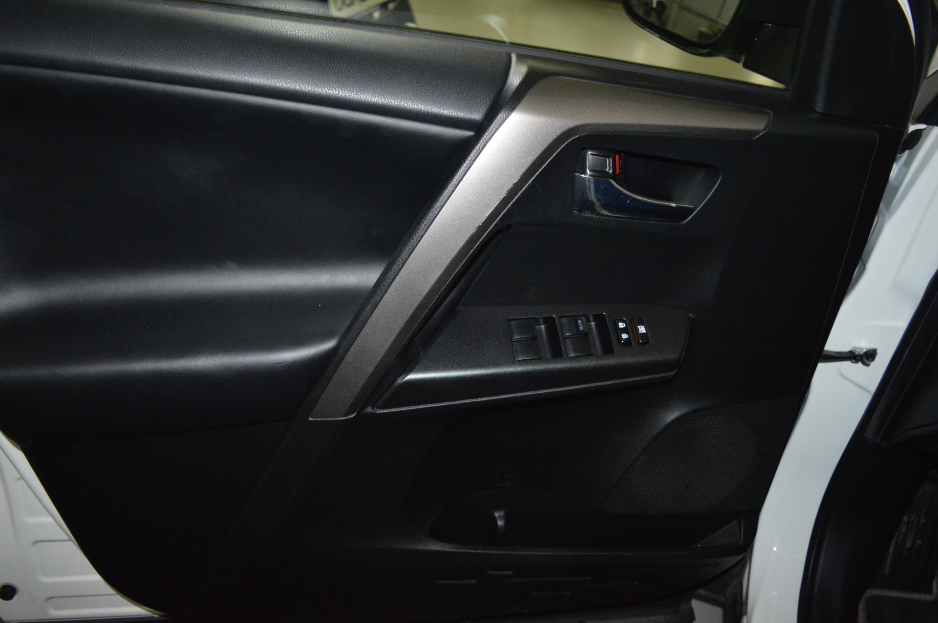 TOYOTA RAV-4 2.5 HSD Trend e-CVT-image-22