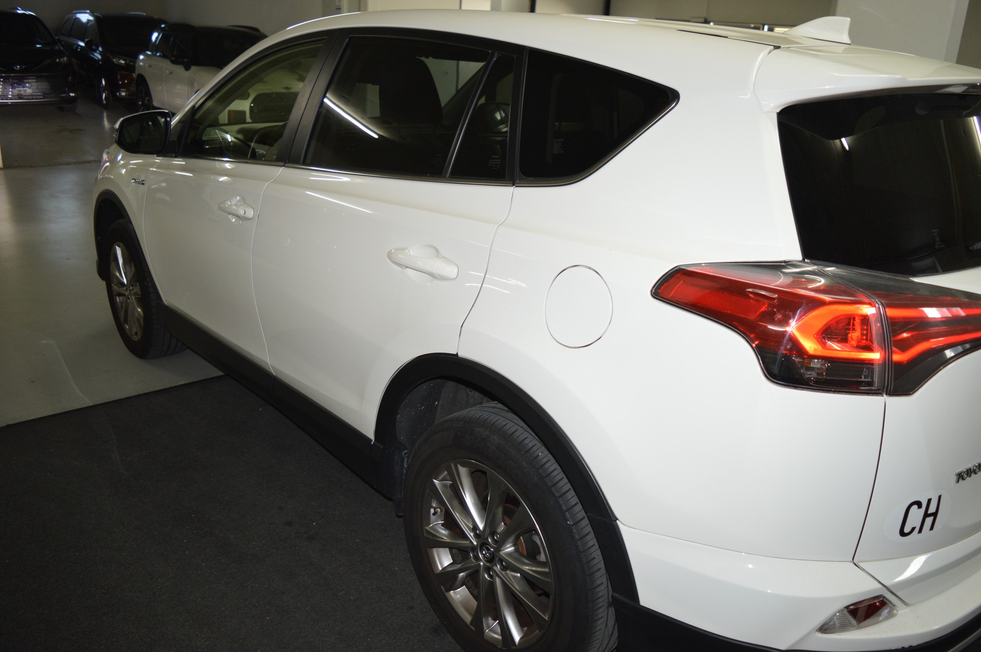TOYOTA RAV-4 2.5 HSD Trend e-CVT-image-13