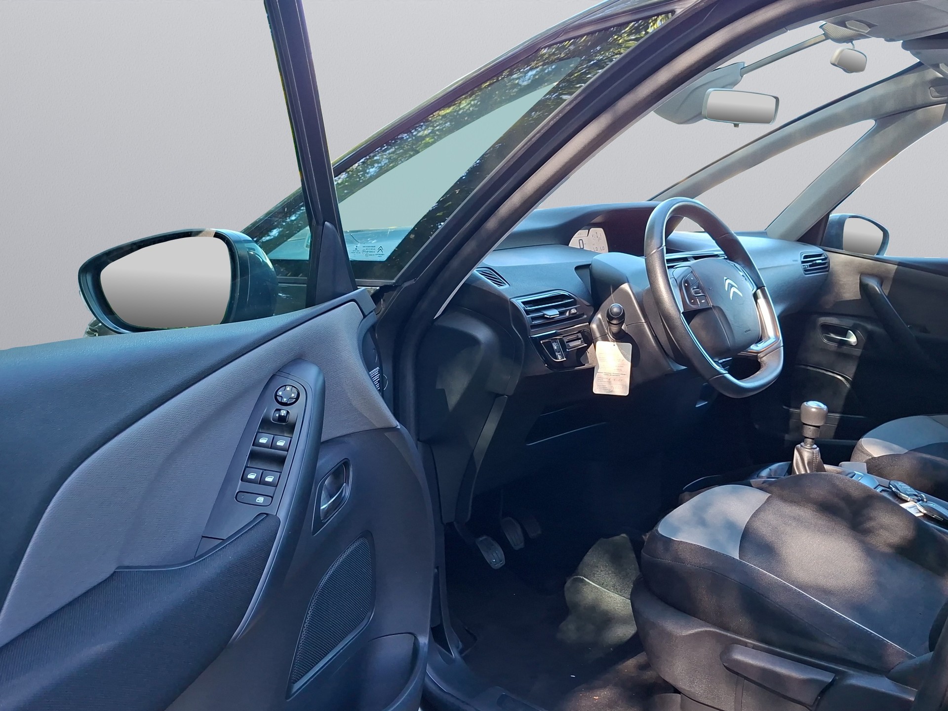 CITROEN C4 Picasso 1.6i 16V THP Séduction-image-17