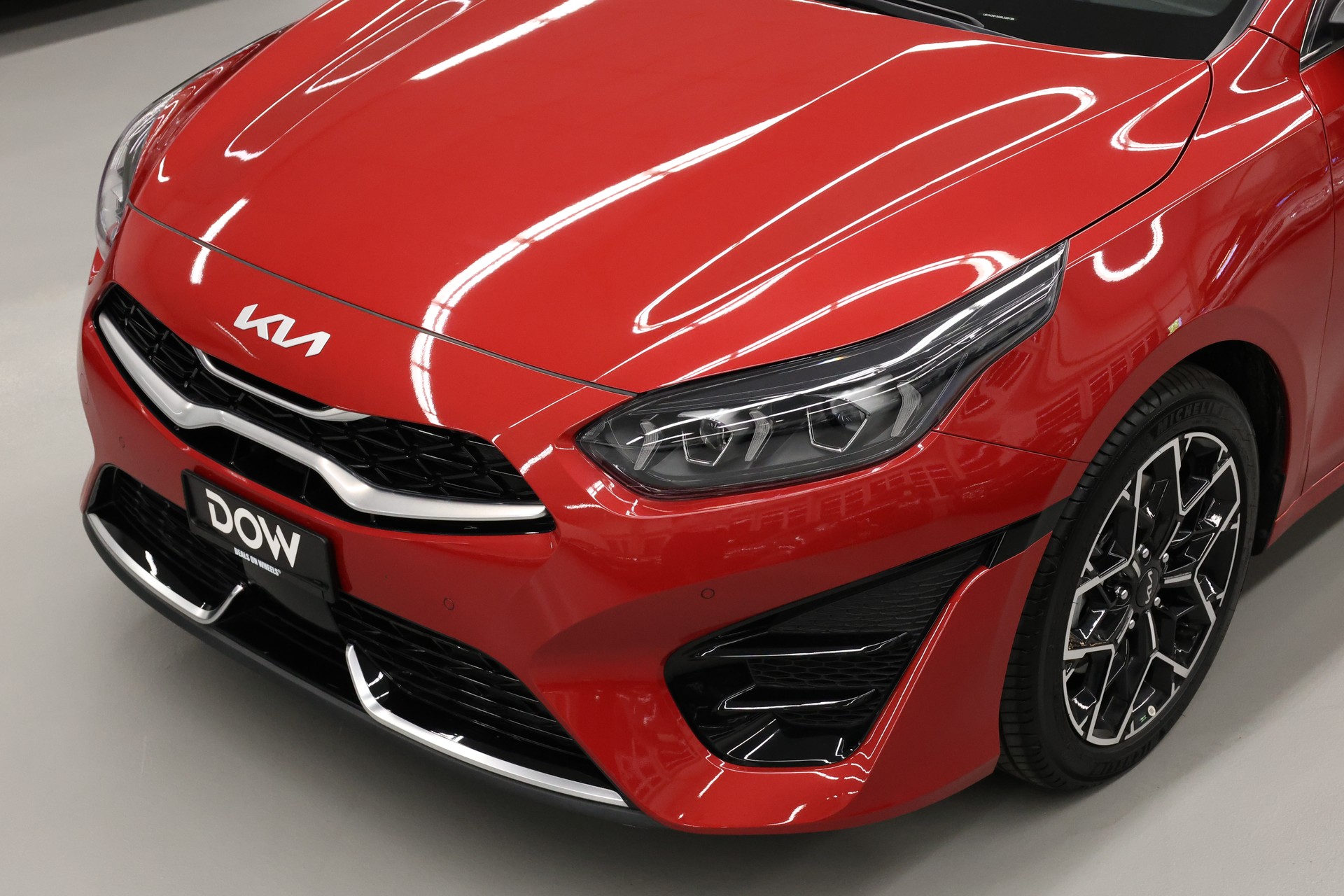 KIA Ceed SW 1.5 T-GDi GT-Line-image-4