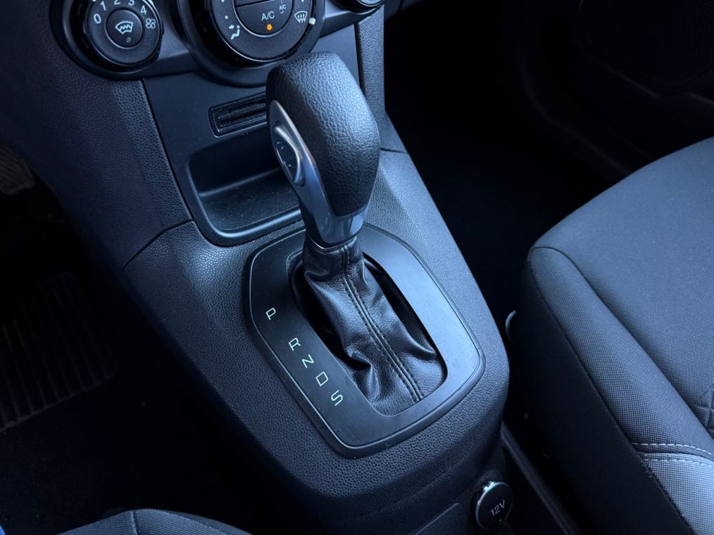 FORD Fiesta 1.0 SCTi Trend PowerShift-image-4