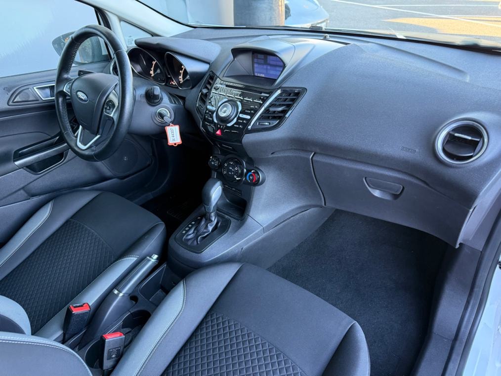 FORD Fiesta 1.0 SCTi Trend PowerShift-image-8