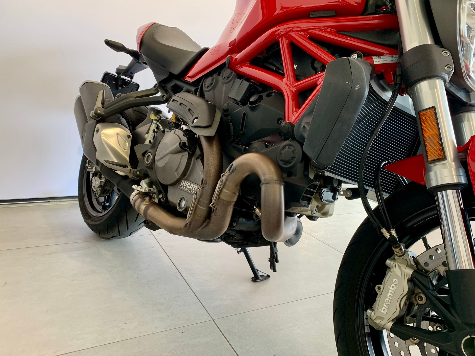 DUCATI Monster 821-image-5