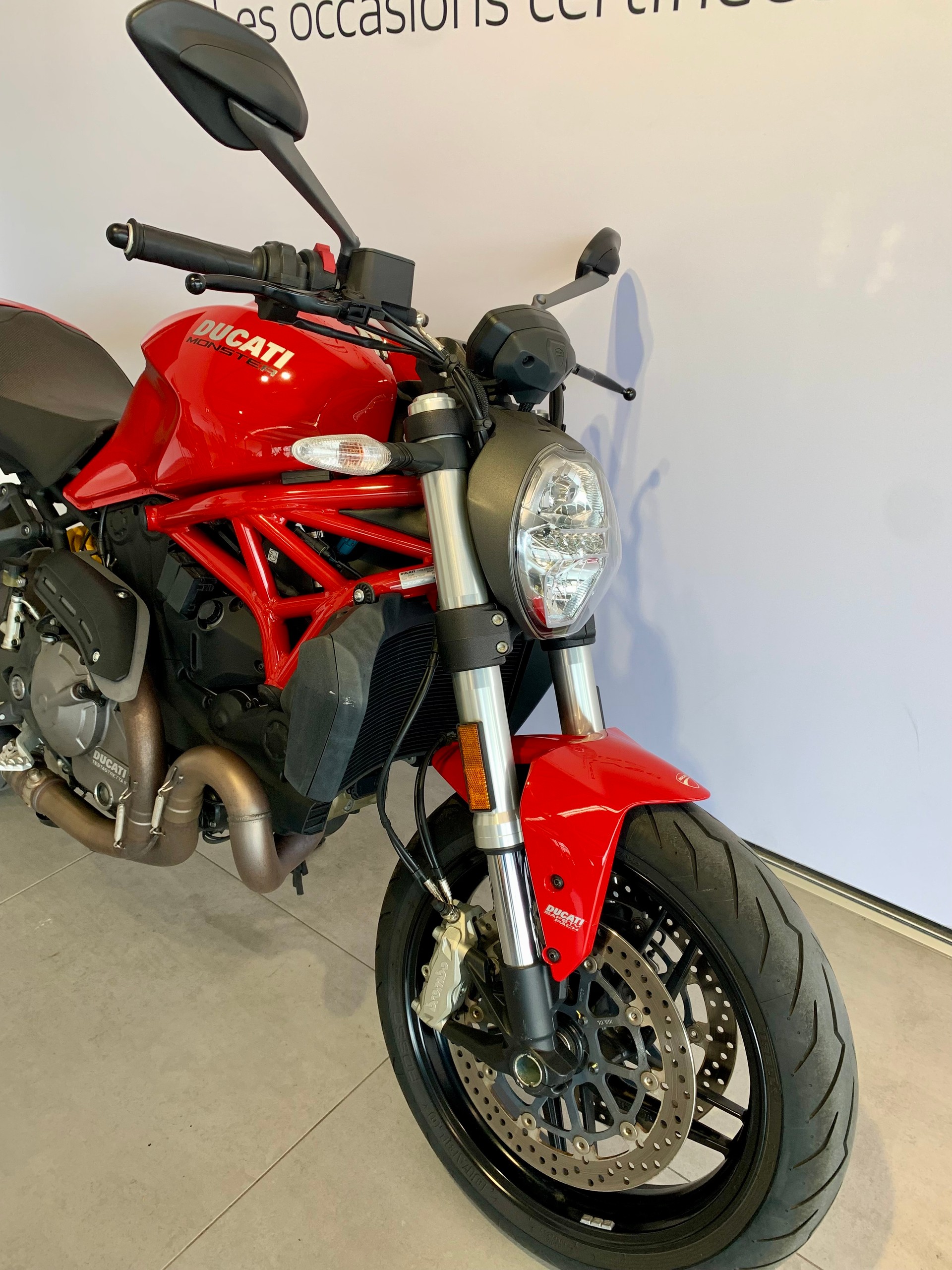 DUCATI Monster 821-image-3