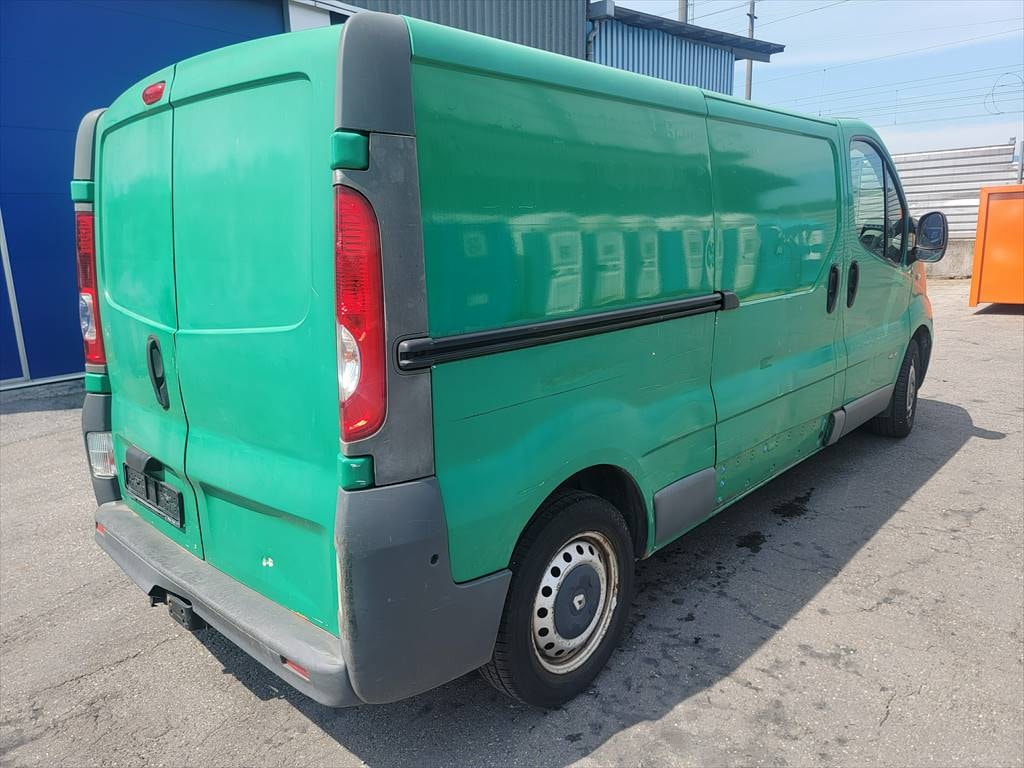 RENAULT Trafic 2.0 dCi 115 2.9t L1H1-image-4