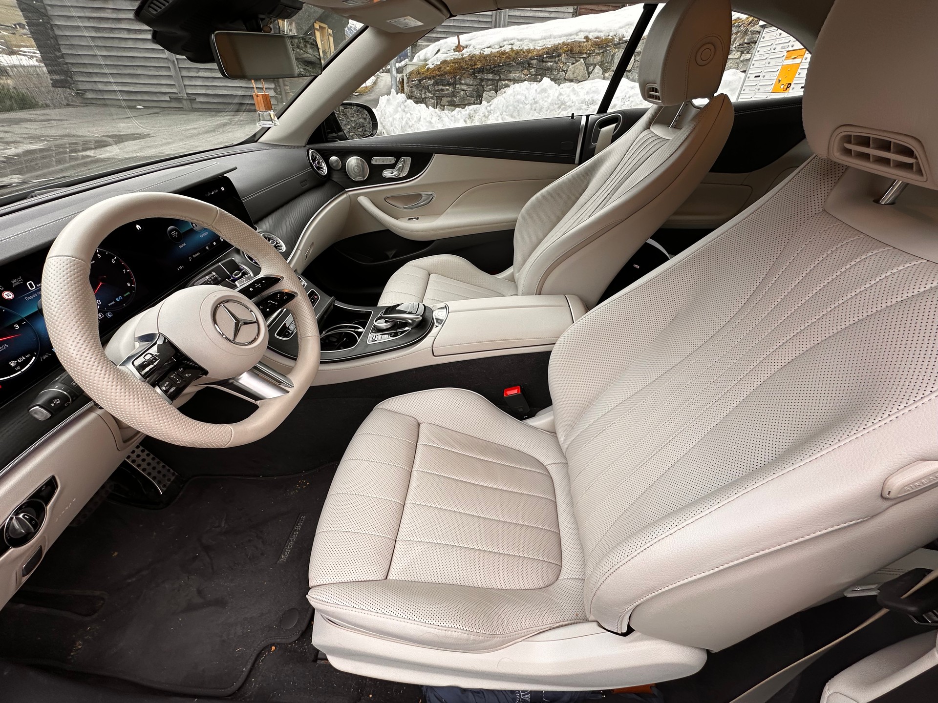 MERCEDES-BENZ AMG LINE-image-4
