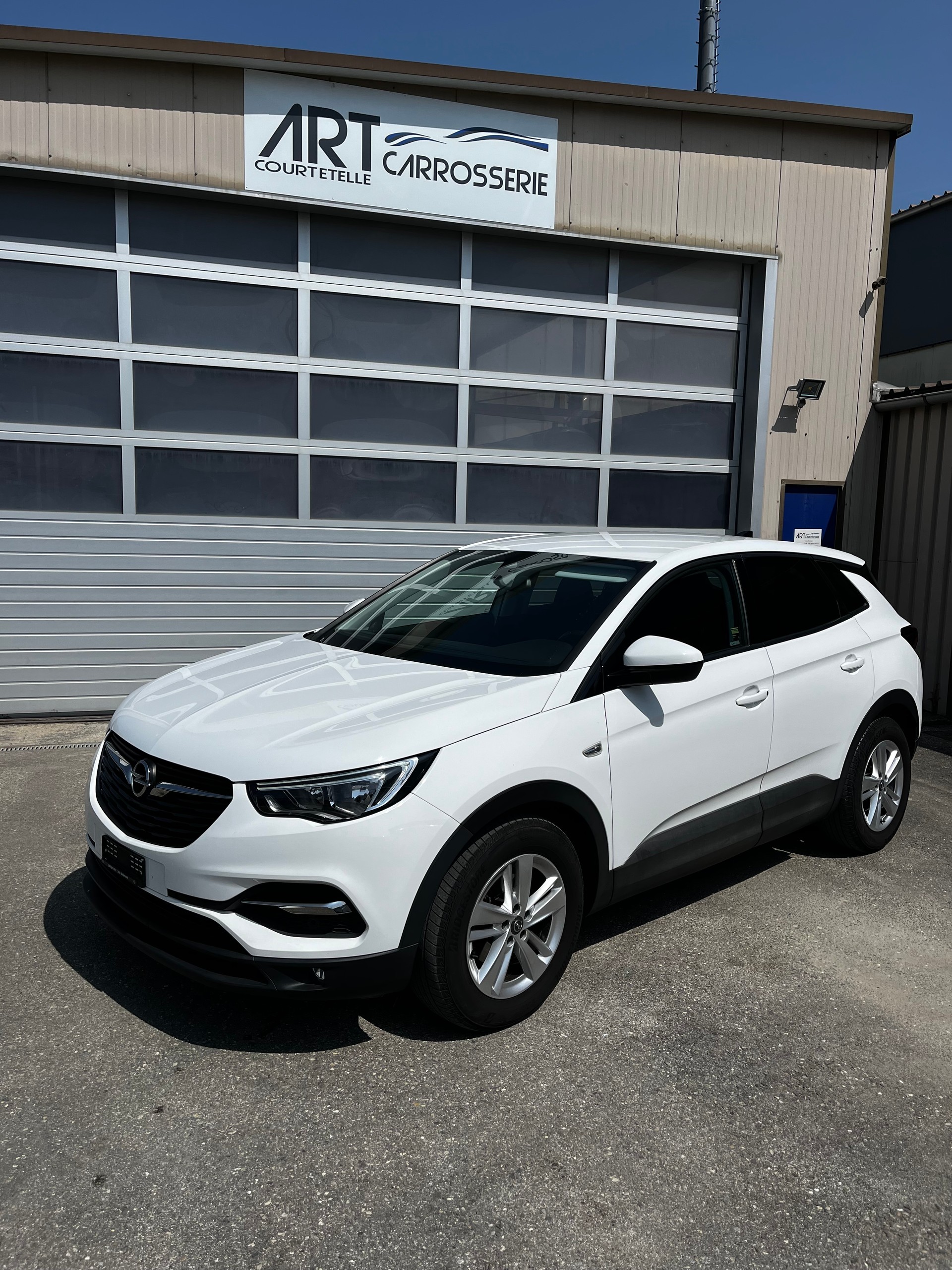 OPEL Grandland X 1.2i TP Enjoy Automatik
