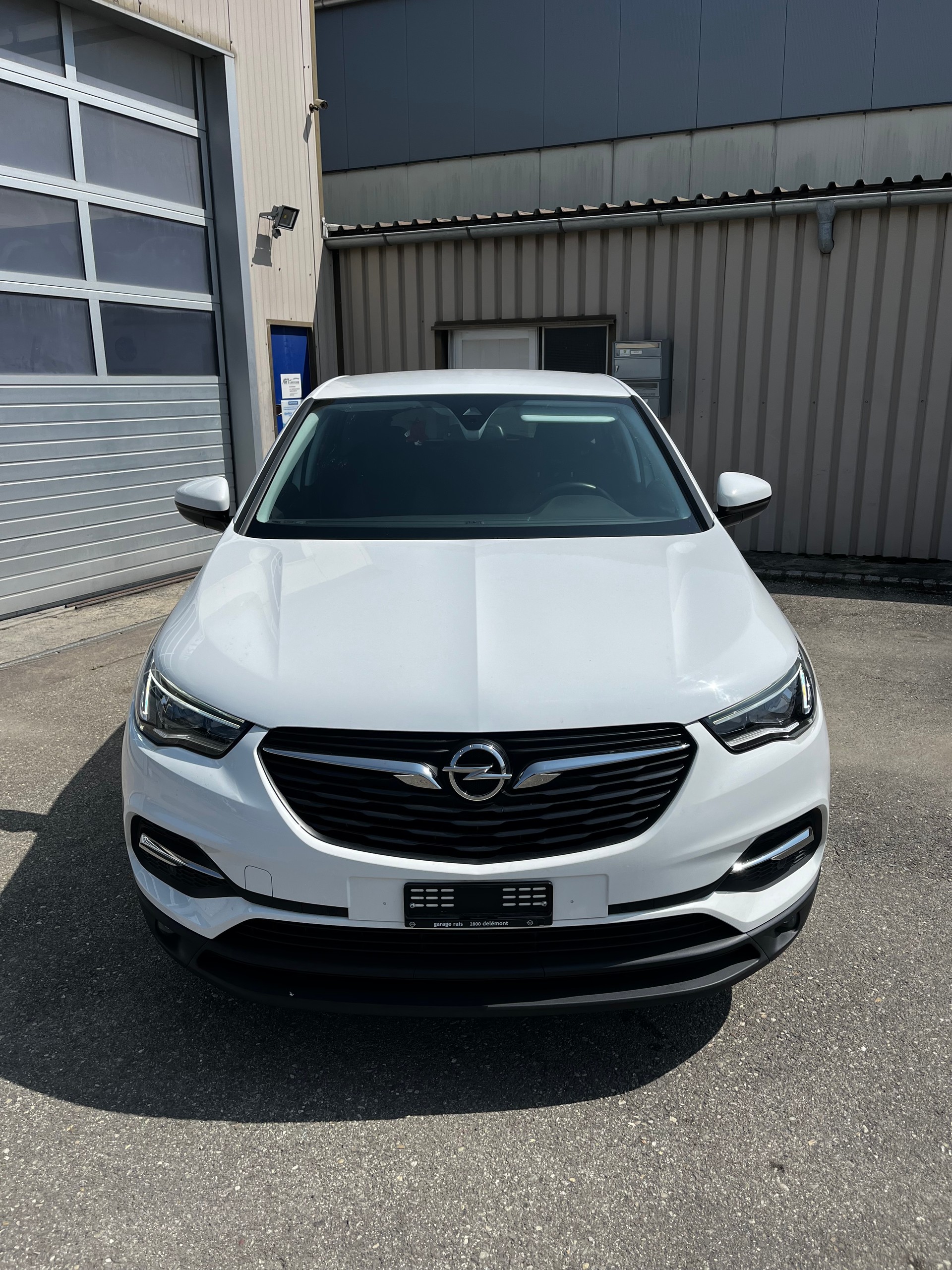 OPEL Grandland X 1.2i TP Enjoy Automatik-image-1