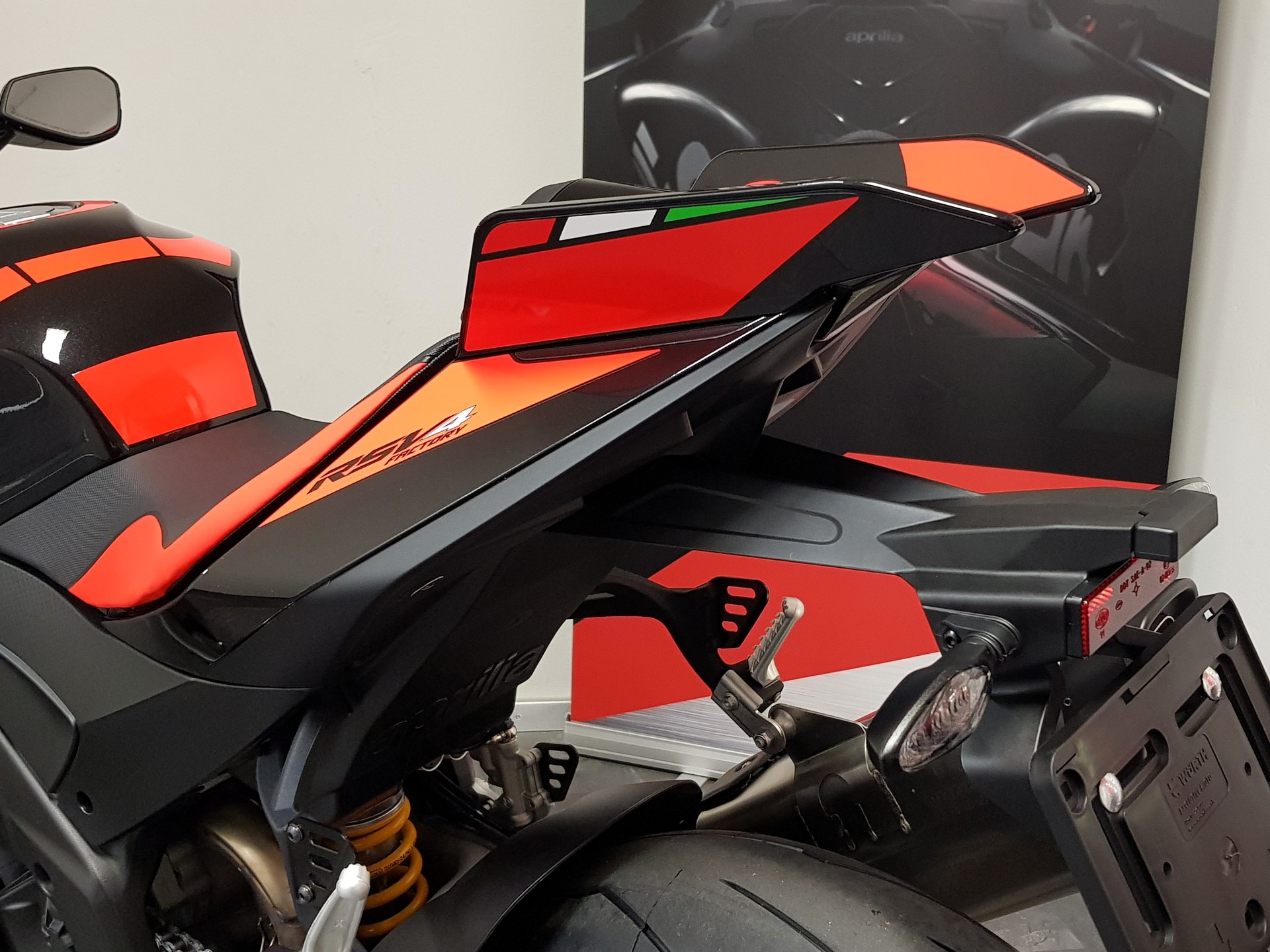 APRILIA RSV4 1100 E5+ Factory MY25-image-5