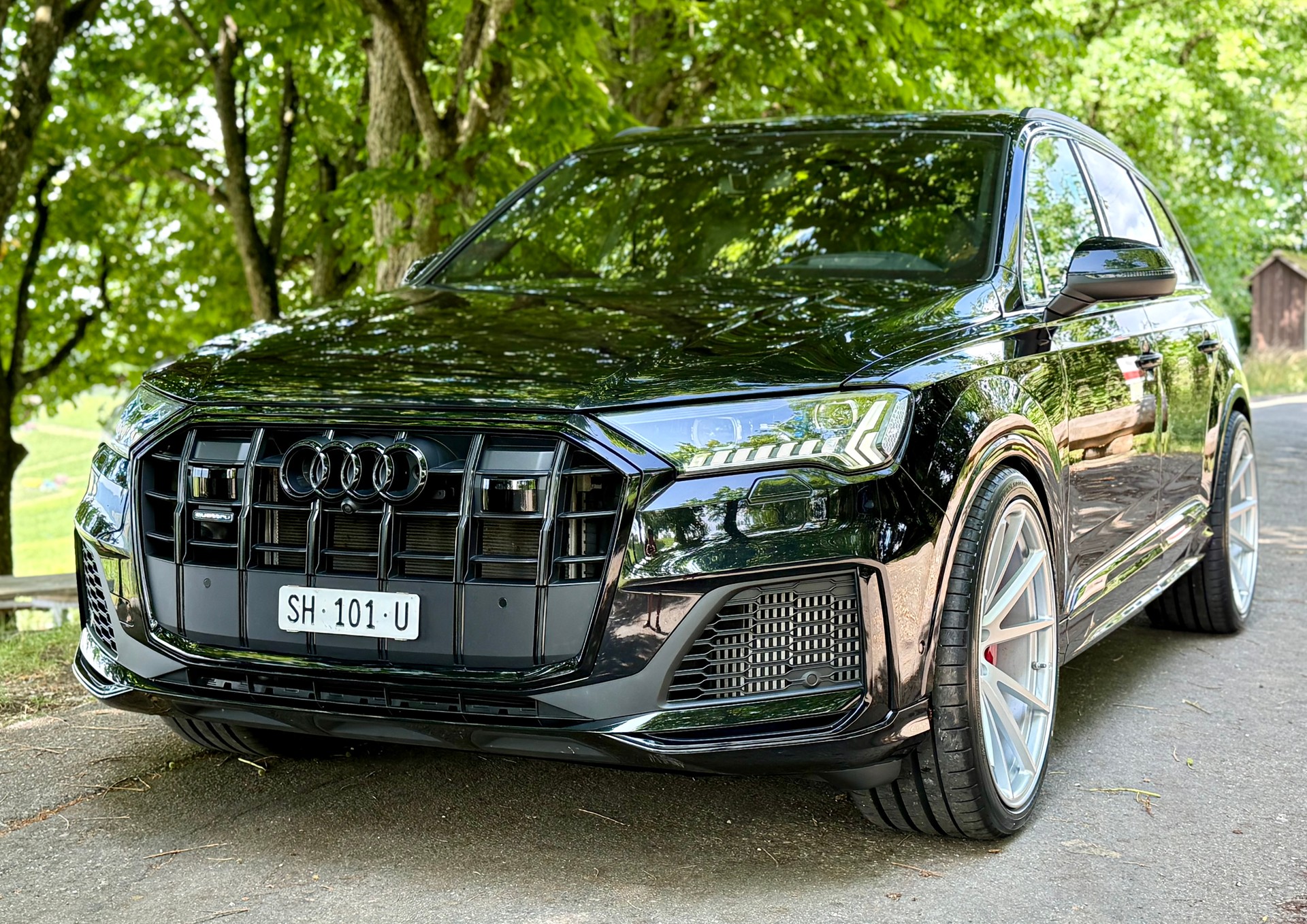 AUDI SQ7 4.0 TDI quattro tiptronic-image-4