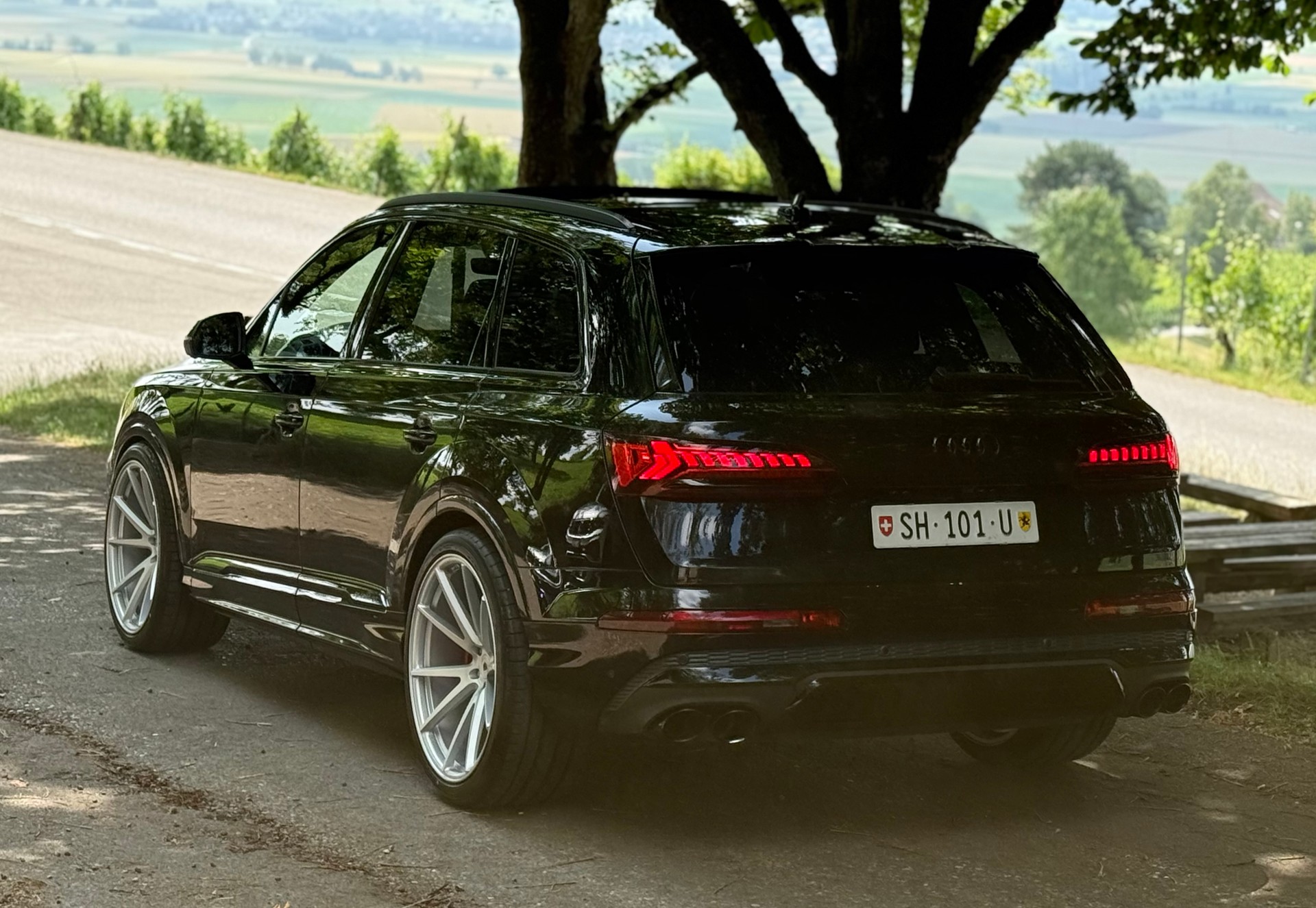 AUDI SQ7 4.0 TDI quattro tiptronic-image-10