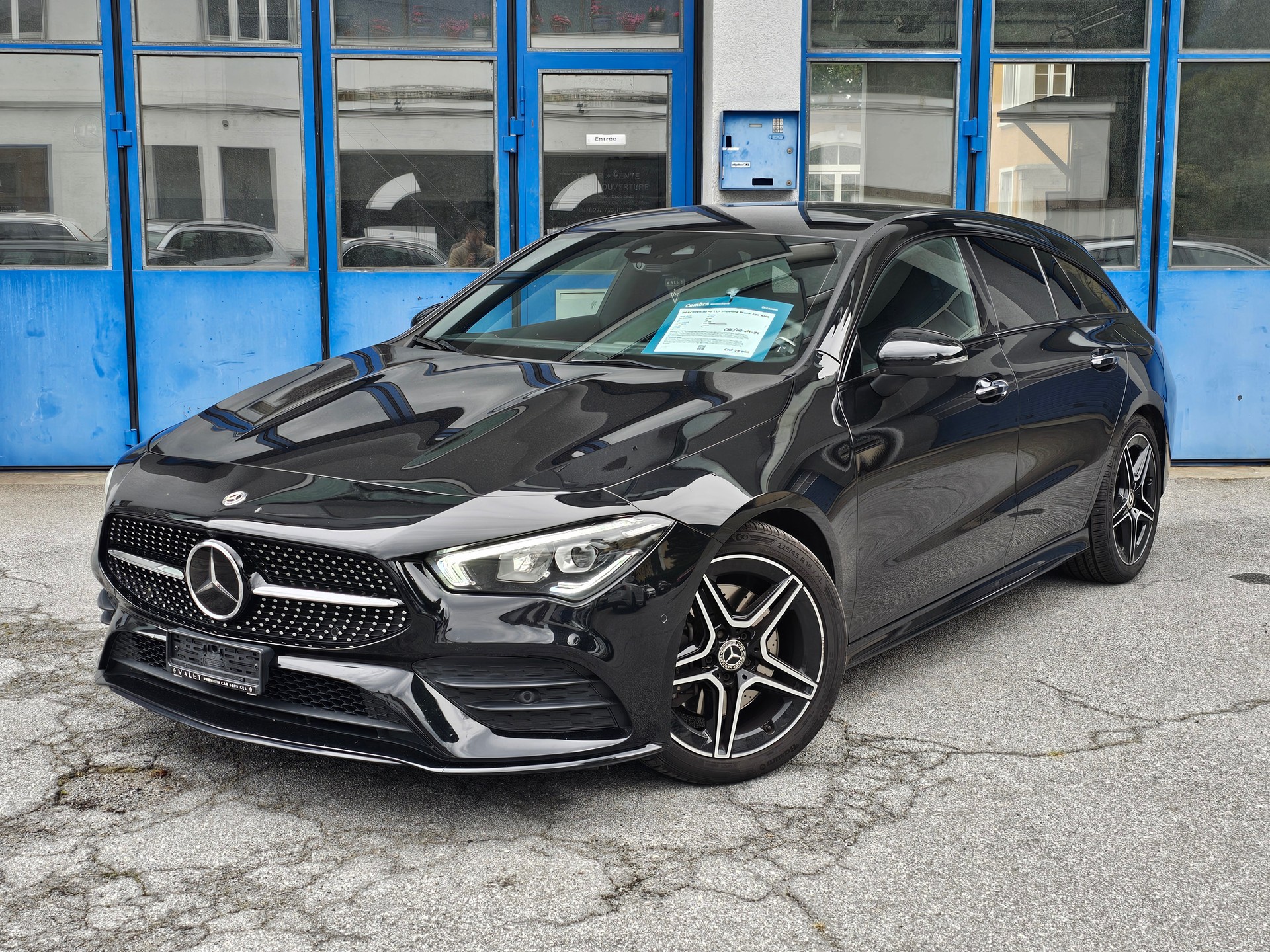 MERCEDES-BENZ CLA Shooting Brake 200 AMG Line 7G-DCT