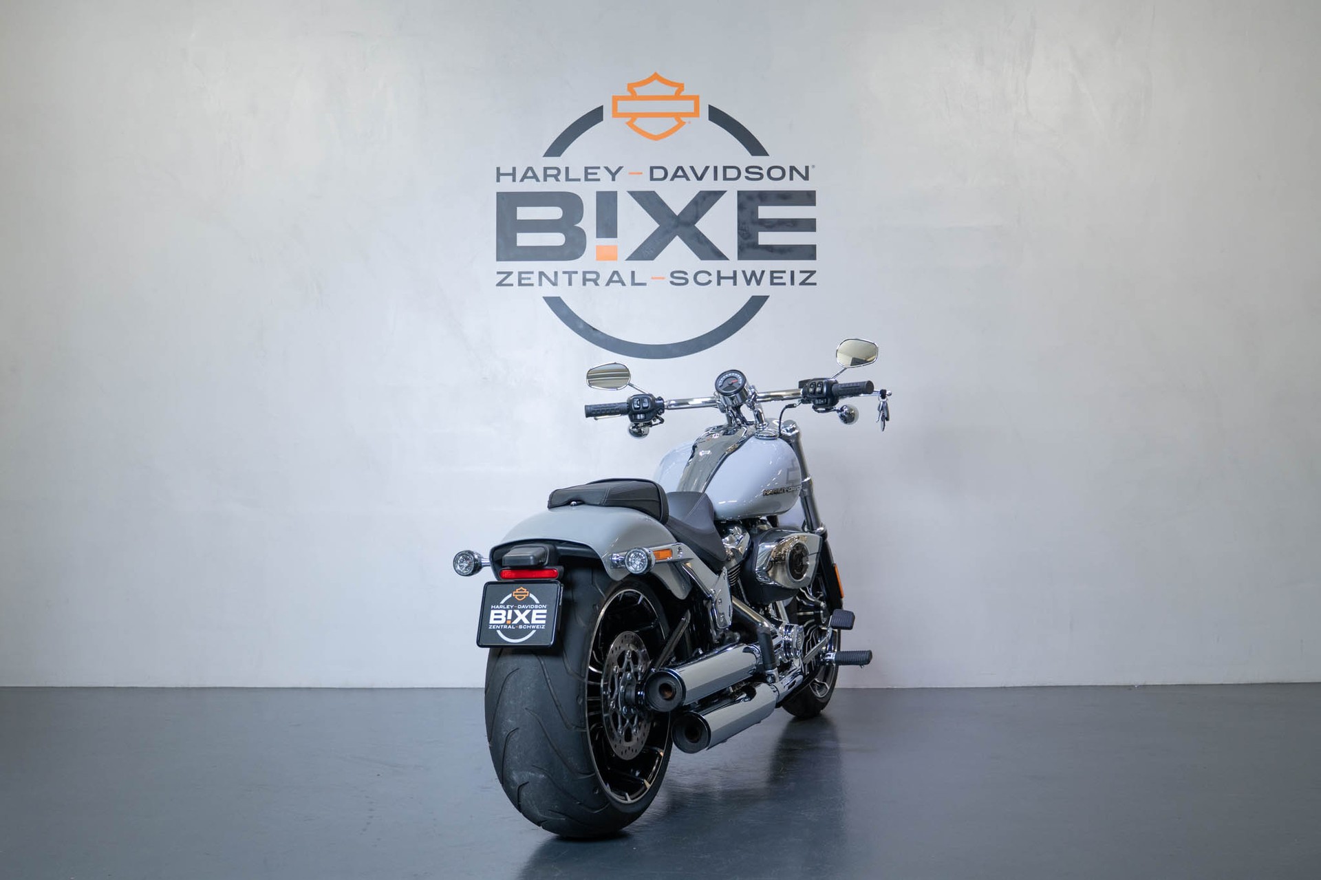 HARLEY-DAVIDSON FXBR Breakout 117-image-3