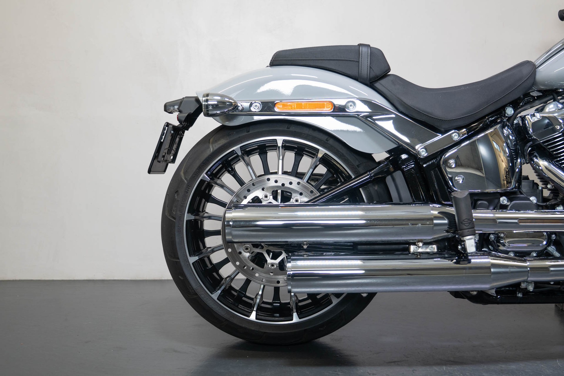 HARLEY-DAVIDSON FXBR Breakout 117-image-8