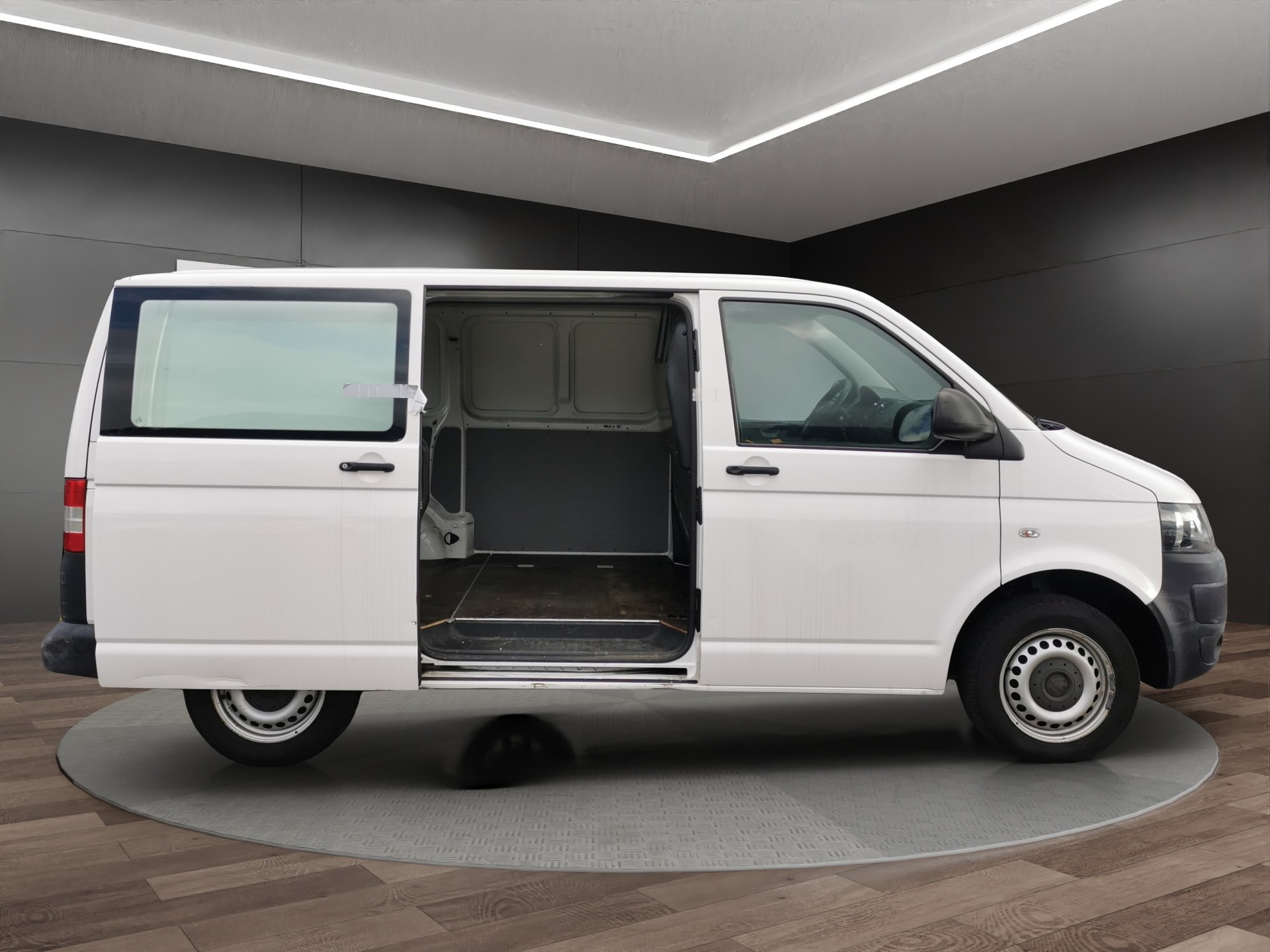 VW T5 2.0 TDI-image-4