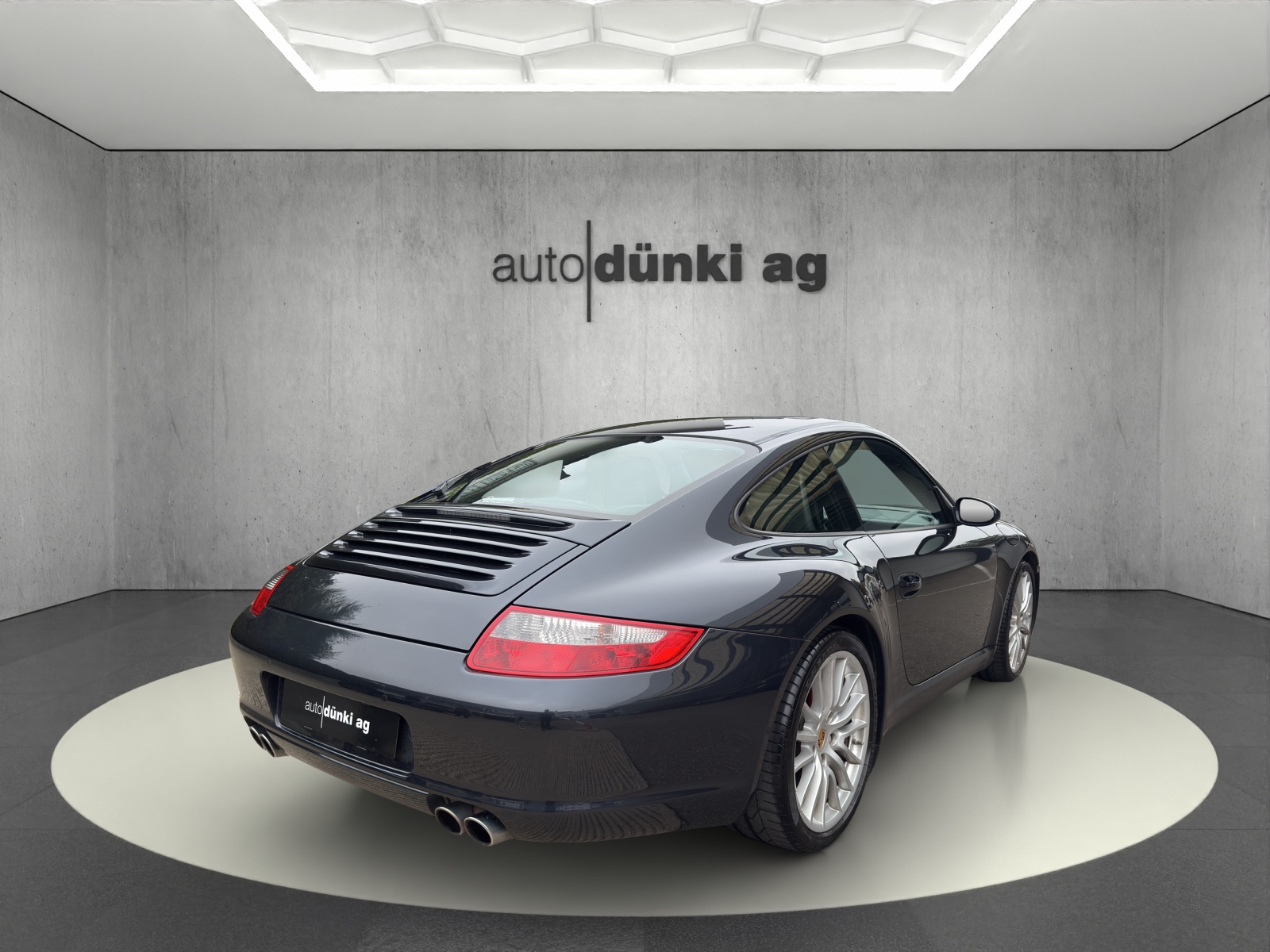 PORSCHE 911 Carrera 4S-showroom-element-3