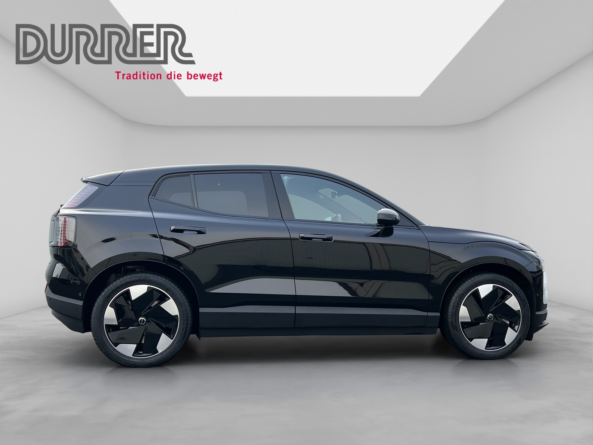 VOLVO EX30 E60 Twin Ultra Performance AWD-image-4