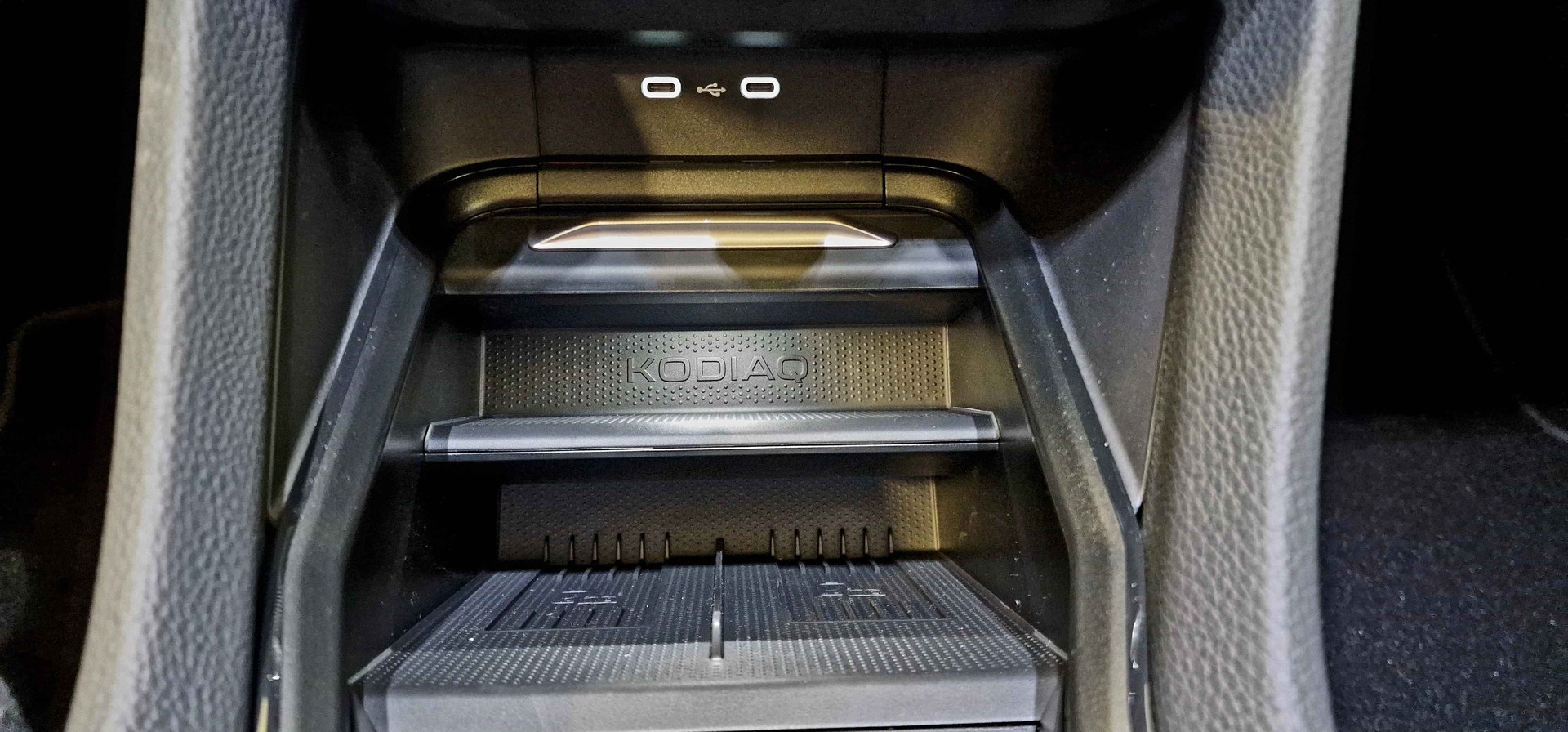 SKODA Kodiaq 2.0 TSI RS 4x4-image-14