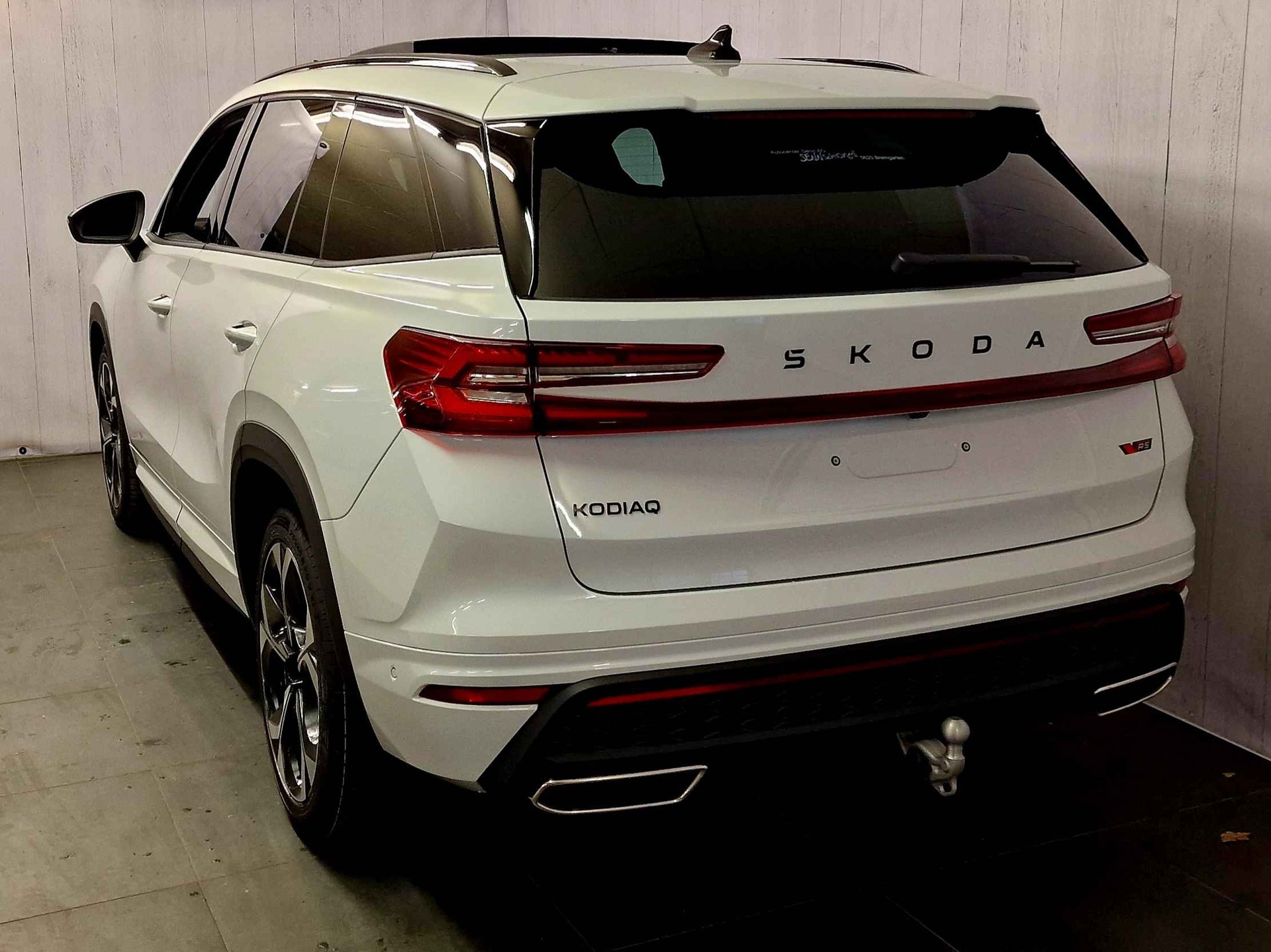 SKODA Kodiaq 2.0 TSI RS 4x4-image-22