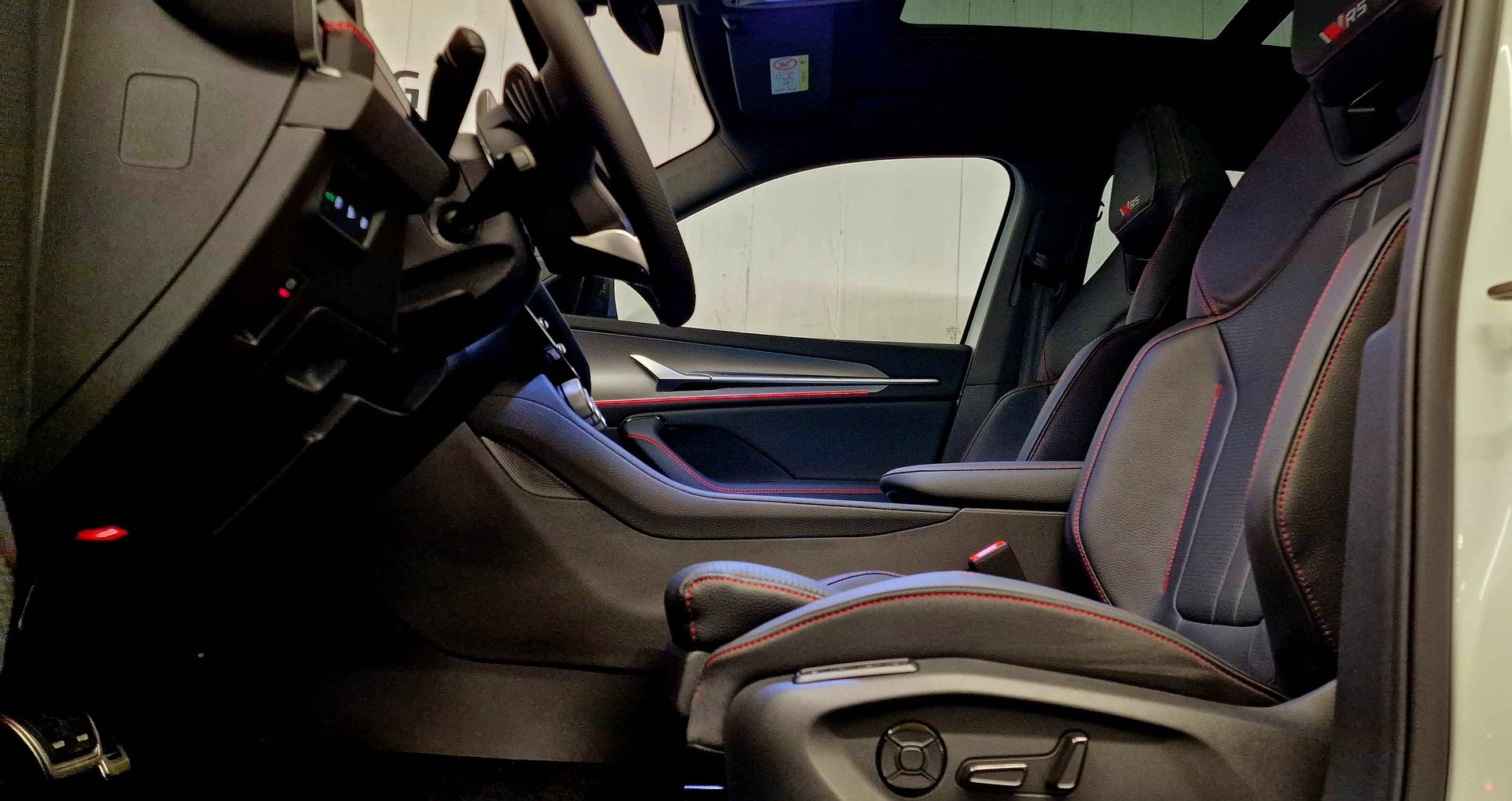SKODA Kodiaq 2.0 TSI RS 4x4-showroom-element-3