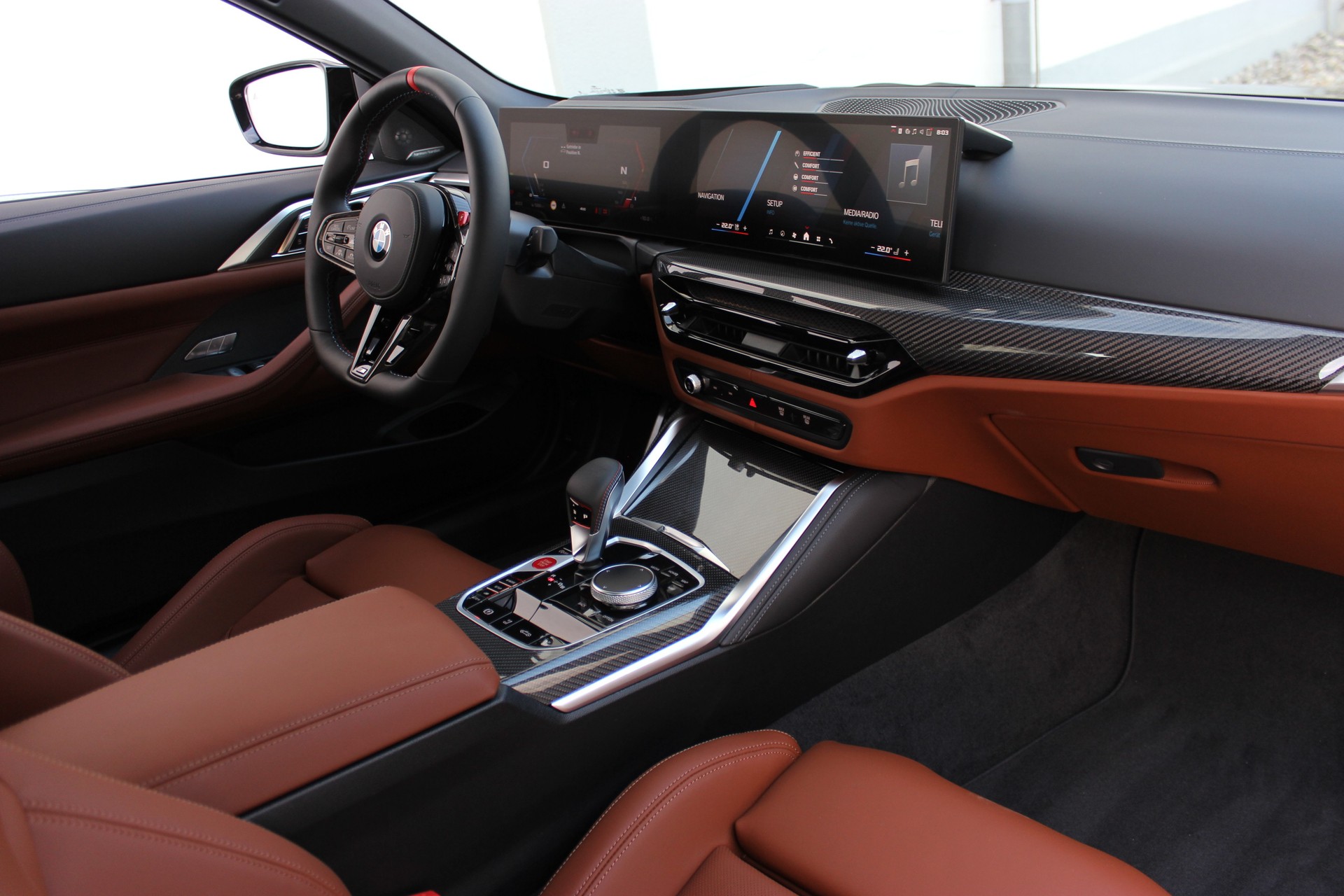 BMW M4 Cabrio Competition M xDrive Individual macadamia *1.9%-LEASINGAKTION* 🏖️JUNI-ANGEBOT🏖️-showroom-element-1