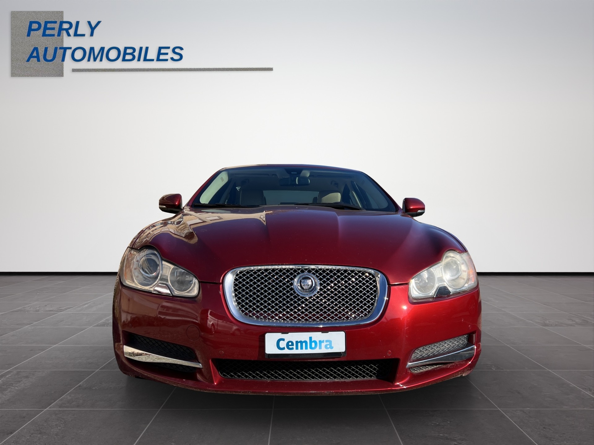 JAGUAR XF 3.0 Greenwich Luxury