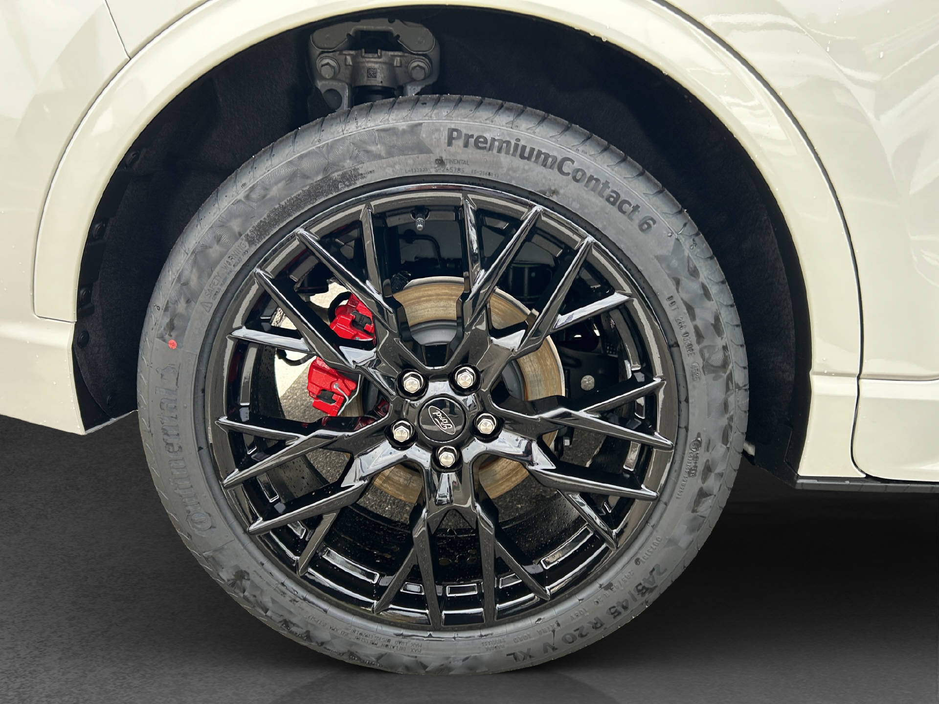 FORD Kuga 2.5 Hybrid Sound Edition 4x4-image-24