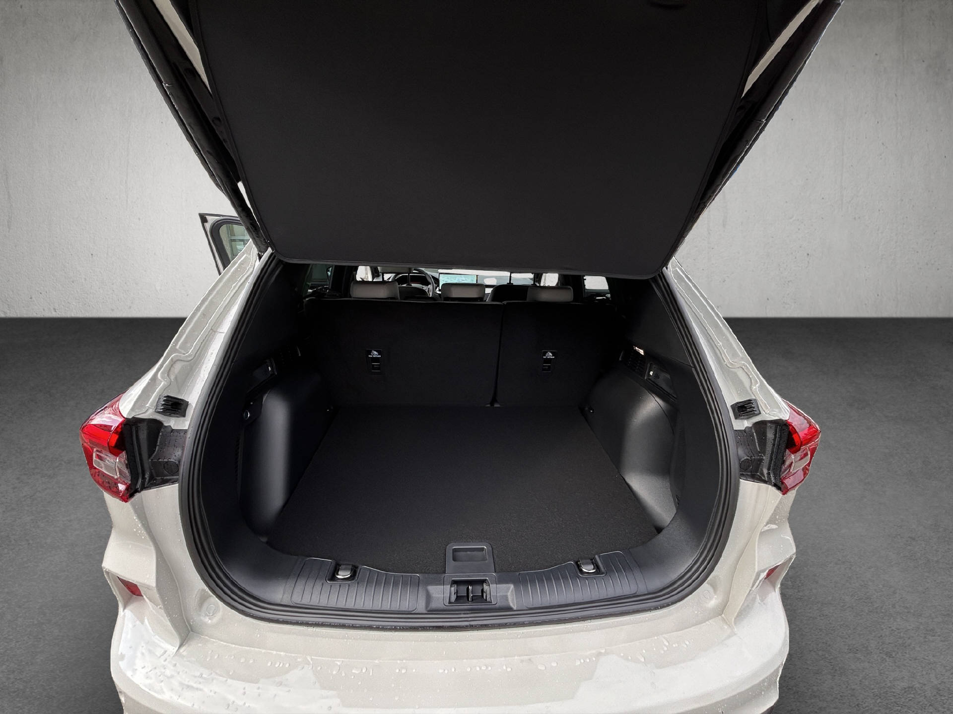 FORD Kuga 2.5 Hybrid Sound Edition 4x4-image-20