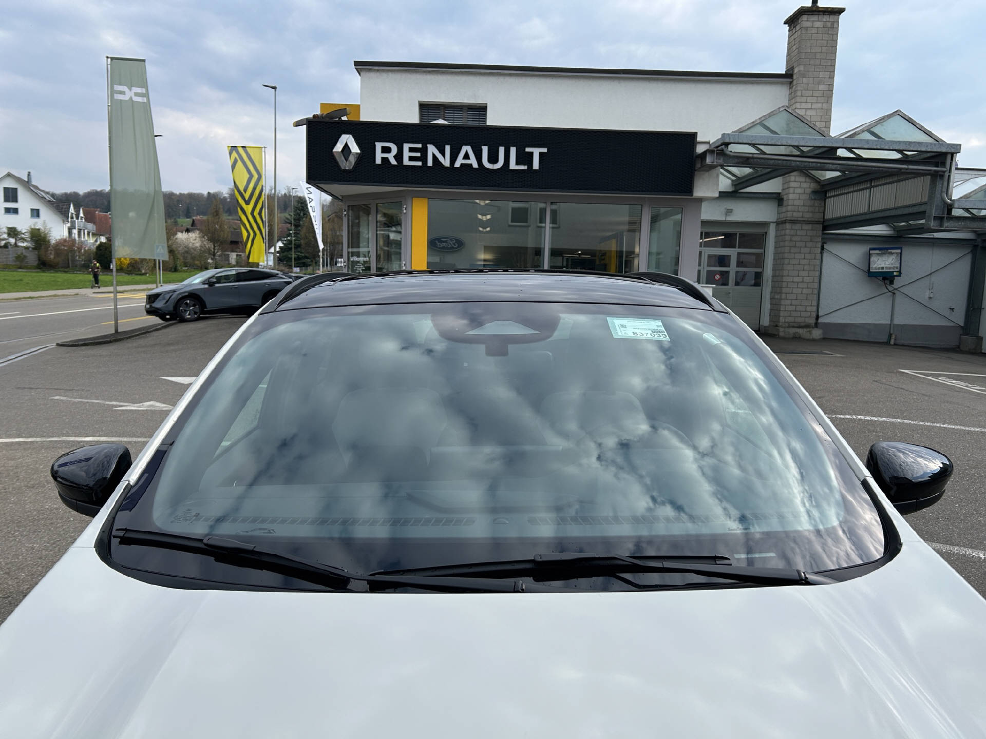 FORD Kuga 2.5 Hybrid Sound Edition 4x4-image-27
