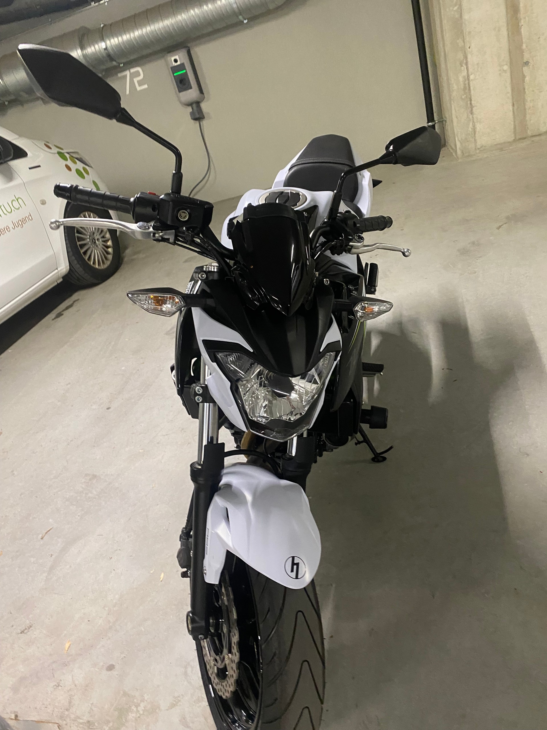 KAWASAKI Z 650 ABS-image-2