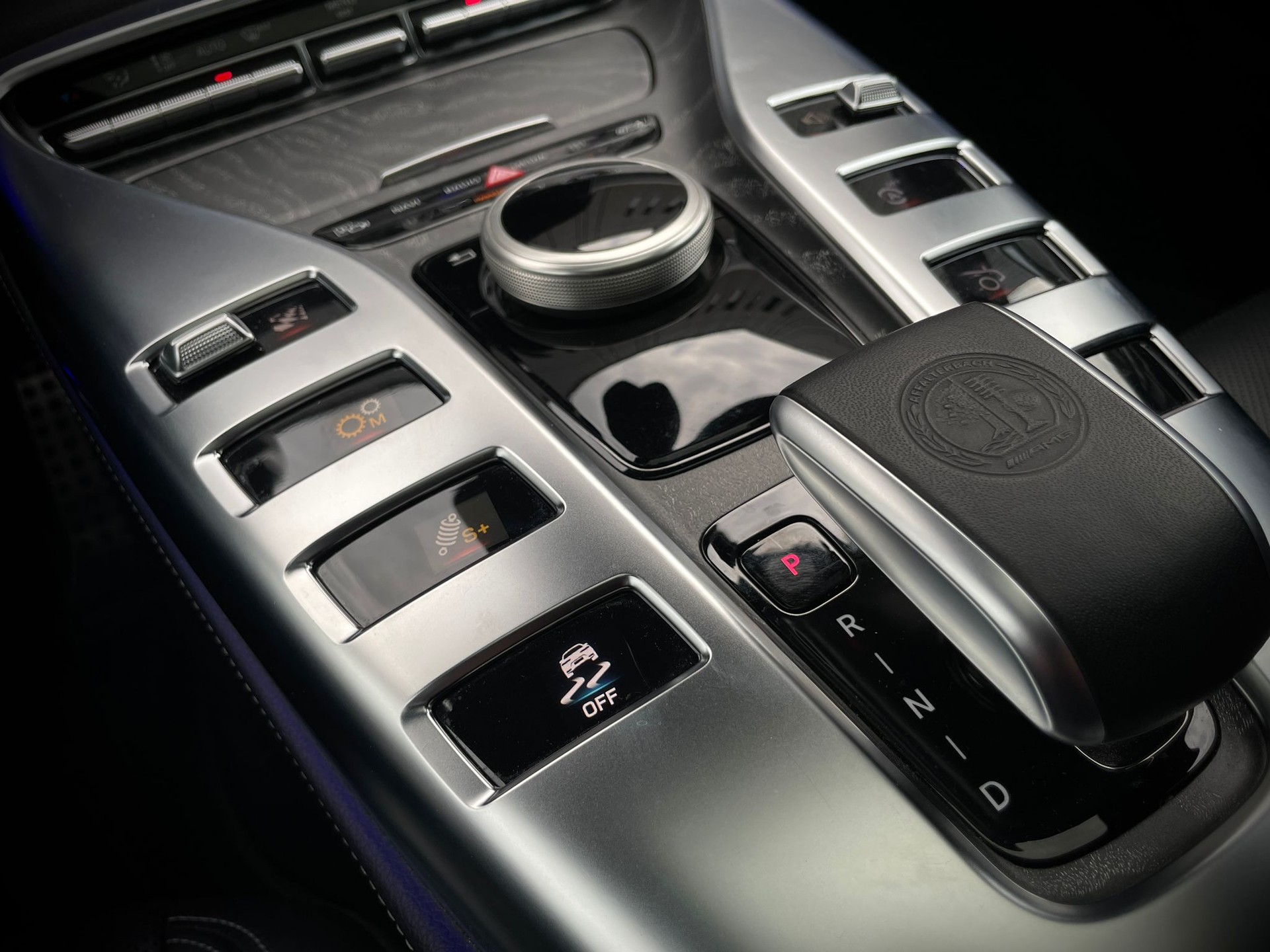 MERCEDES-BENZ AMG GT 4 53 4Matic+ Speedshift TCT-image-27
