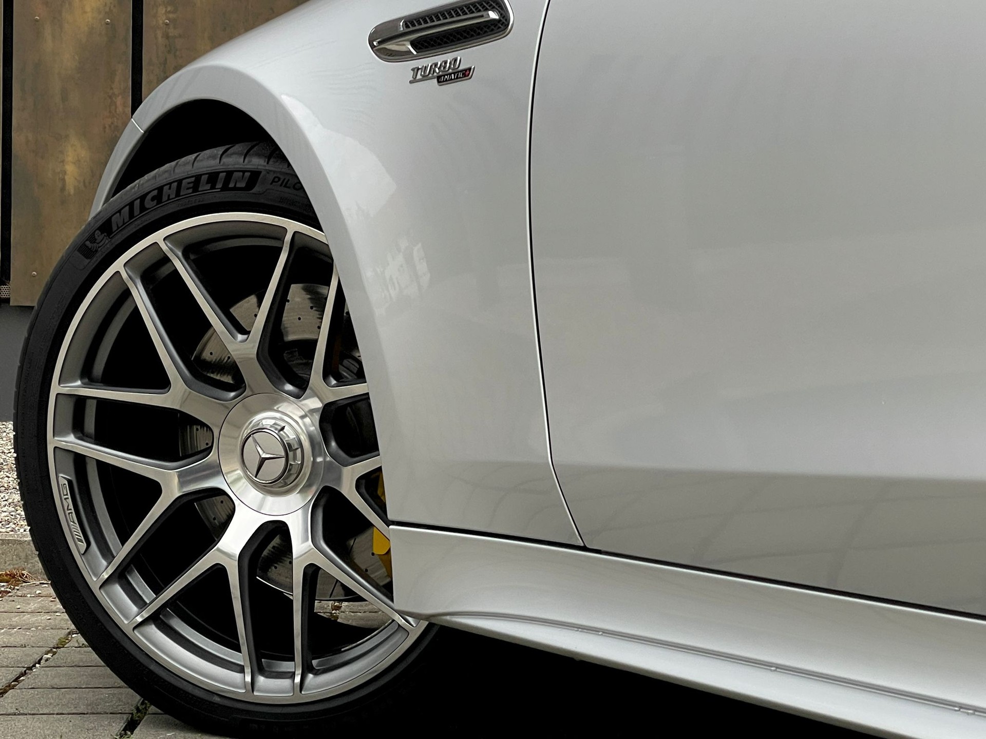 MERCEDES-BENZ AMG GT 4 53 4Matic+ Speedshift TCT-image-6