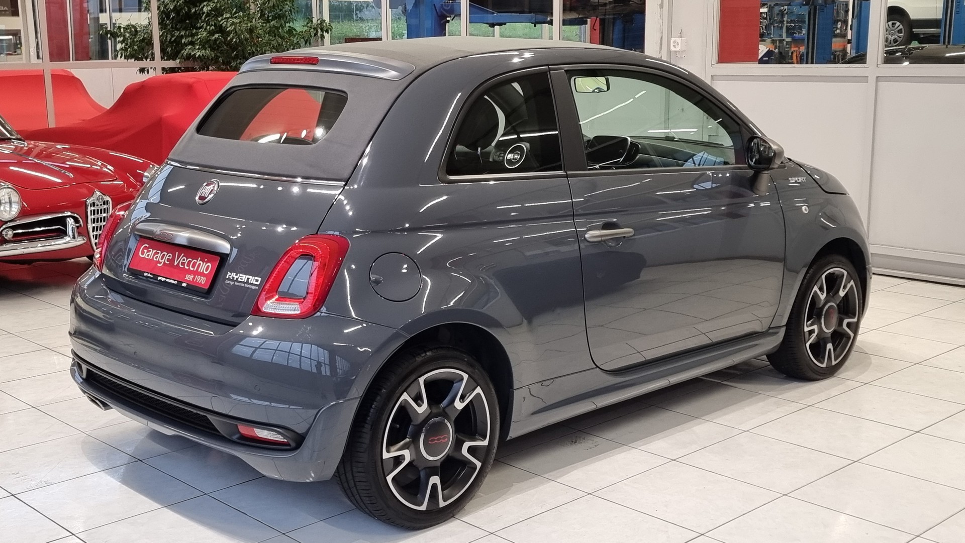 FIAT 500 C 1.0 Hybrid Sport-image-5