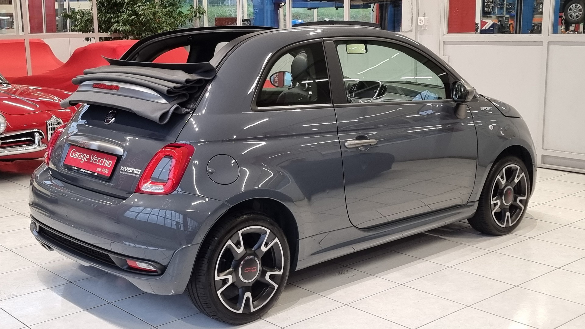 FIAT 500 C 1.0 Hybrid Sport-image-6