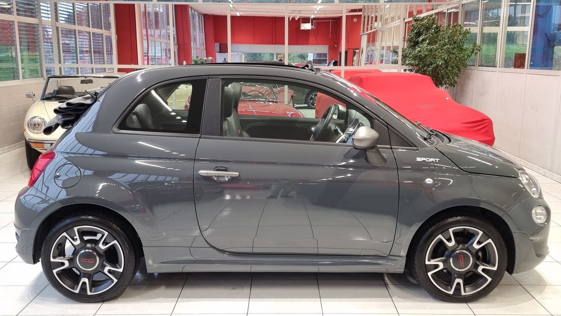 FIAT 500 C 1.0 Hybrid Sport-image-7