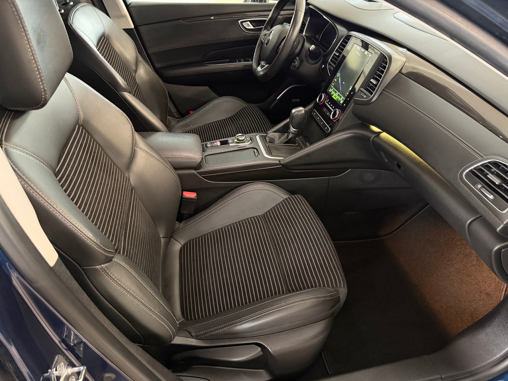 RENAULT Talisman Grandtour 1.6 TCe Intens EDC-image-10