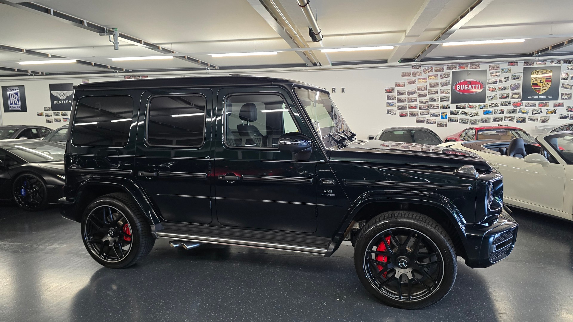 MERCEDES-BENZ G 63 AMG Speedshift Plus G-Tronic-showroom-element-2