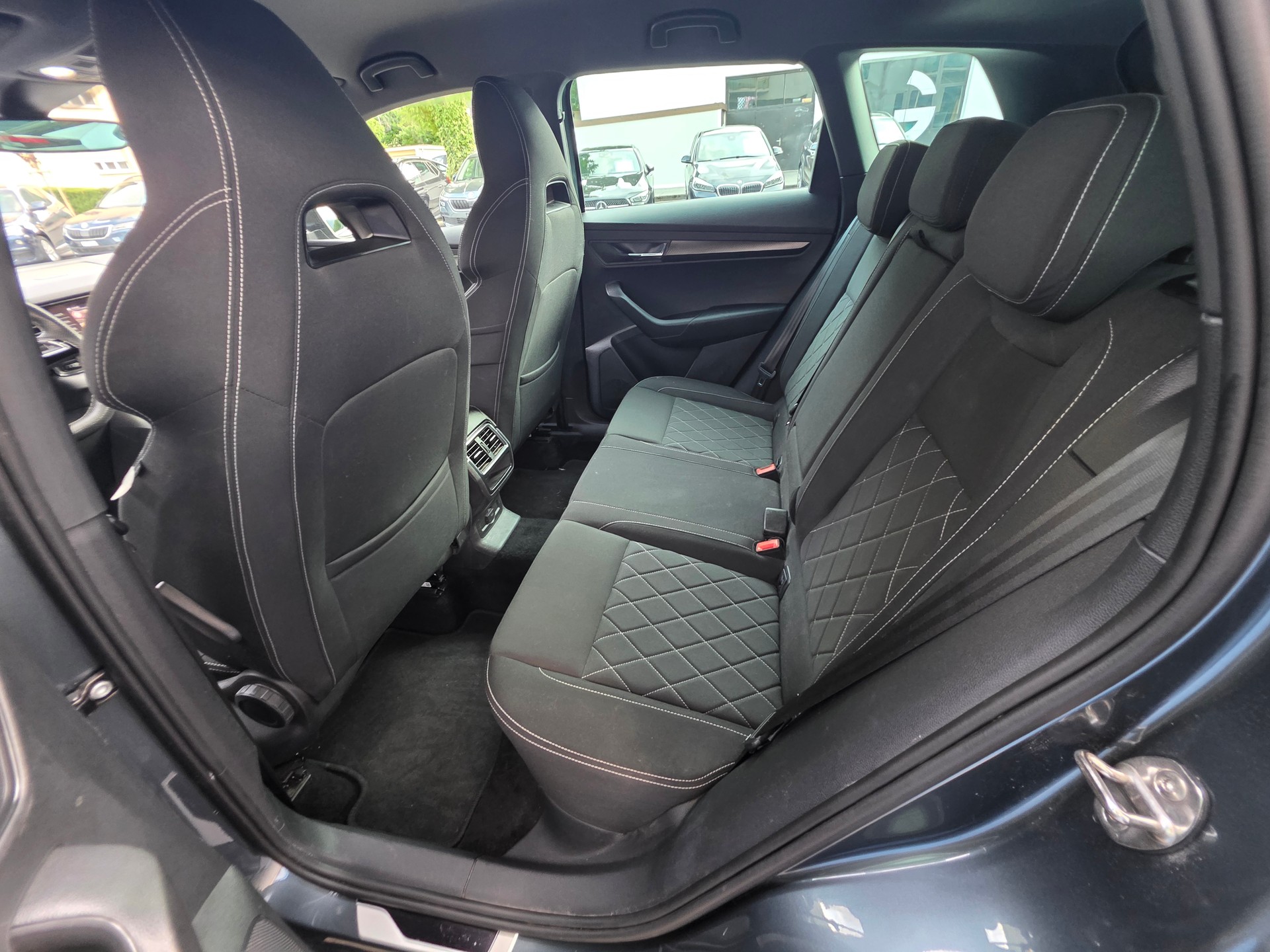 SKODA Karoq 1.5 TSI ACT SportLine DSG-image-14