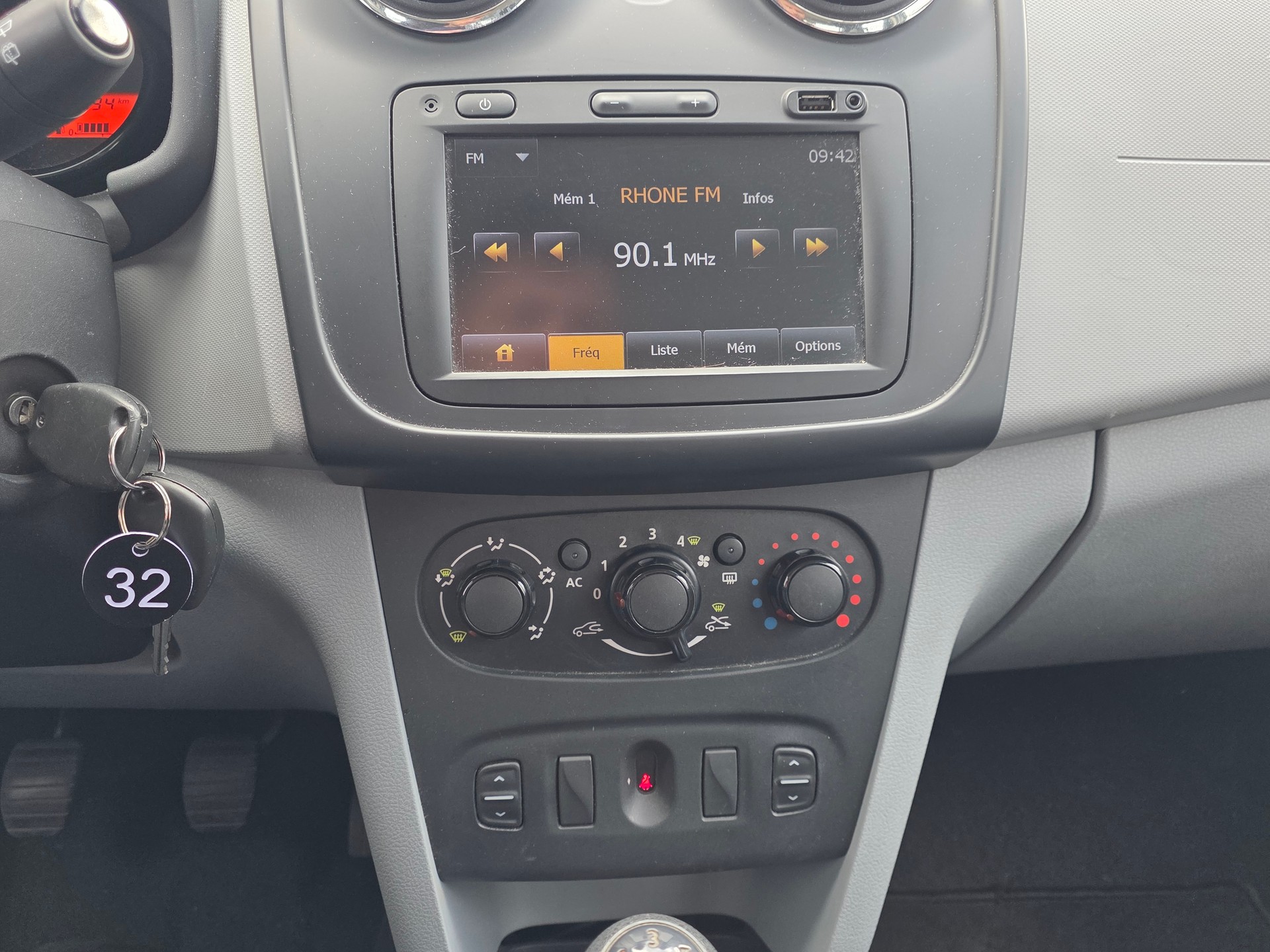 DACIA Sandero 1.2 Ambiance-image-8