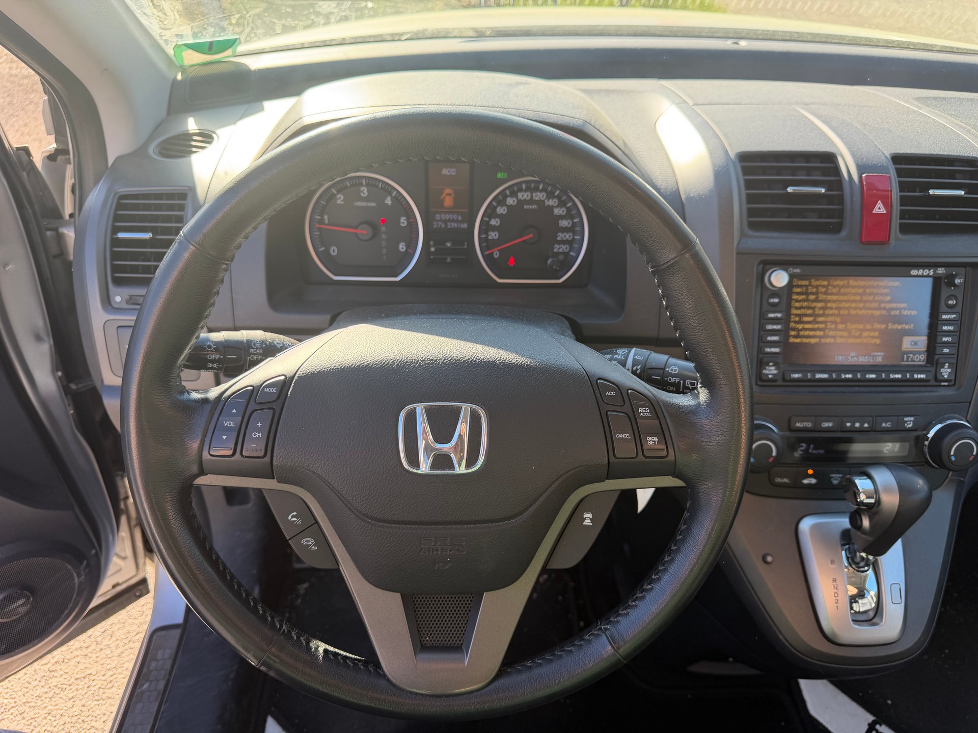 HONDA CR-V 2.2 i-DTEC 4WD Executive Automatic-image-6