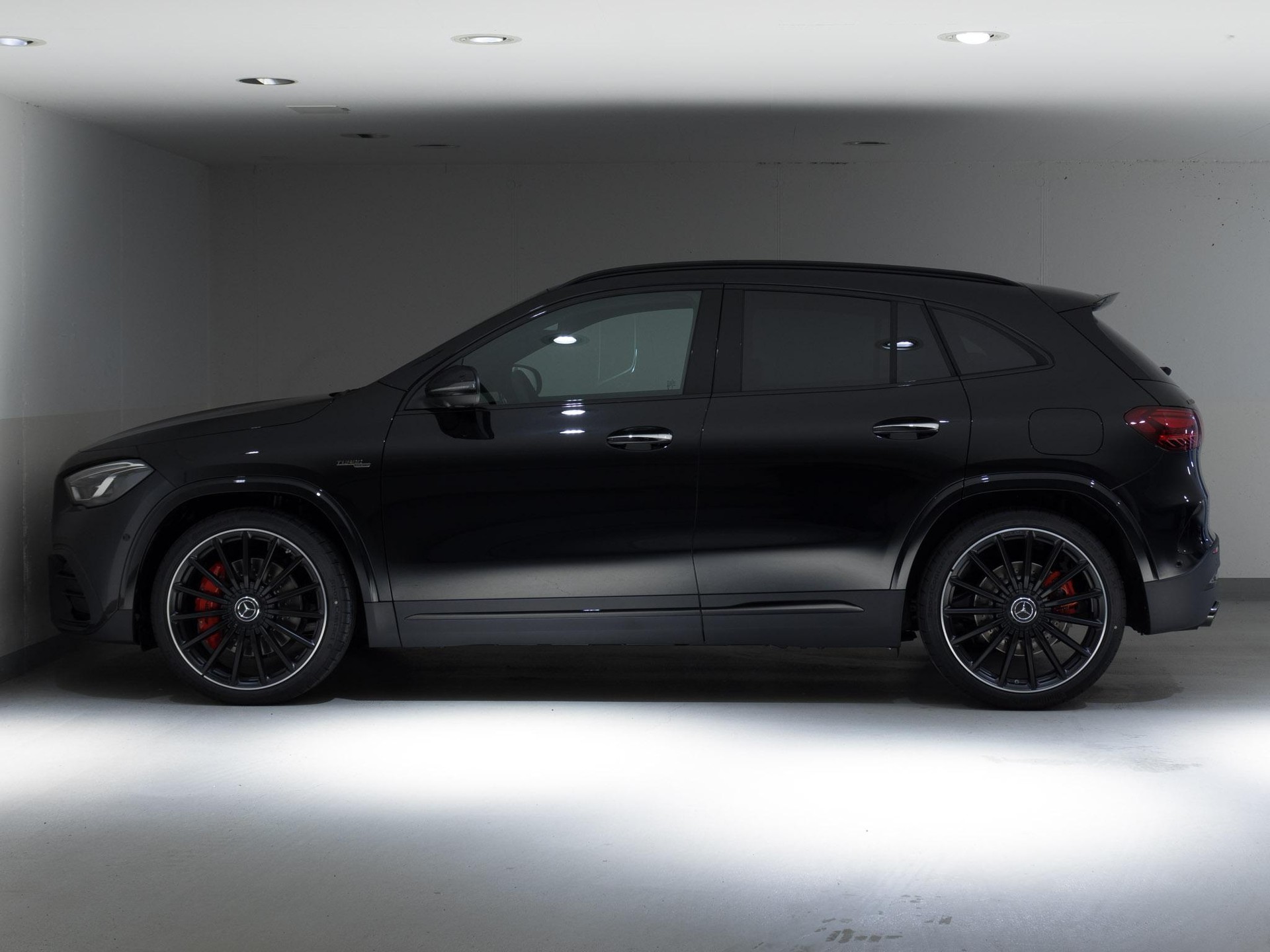 MERCEDES-BENZ GLA 35 AMG 4MATIC-image-5