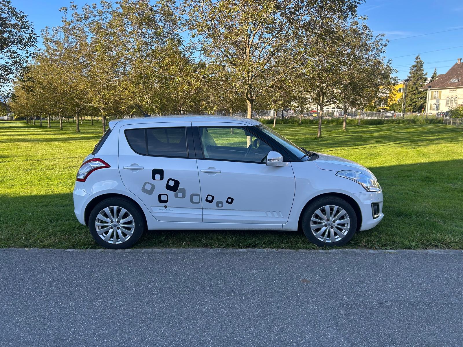 SUZUKI Swift 1.2i 16V Compact Top