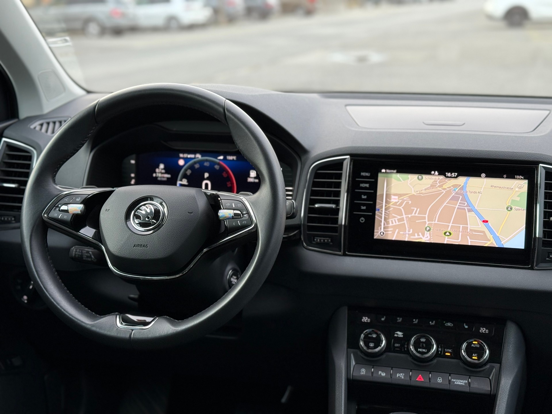 SKODA Karoq 2.0 TDI Style 4x4 DSG-image-21