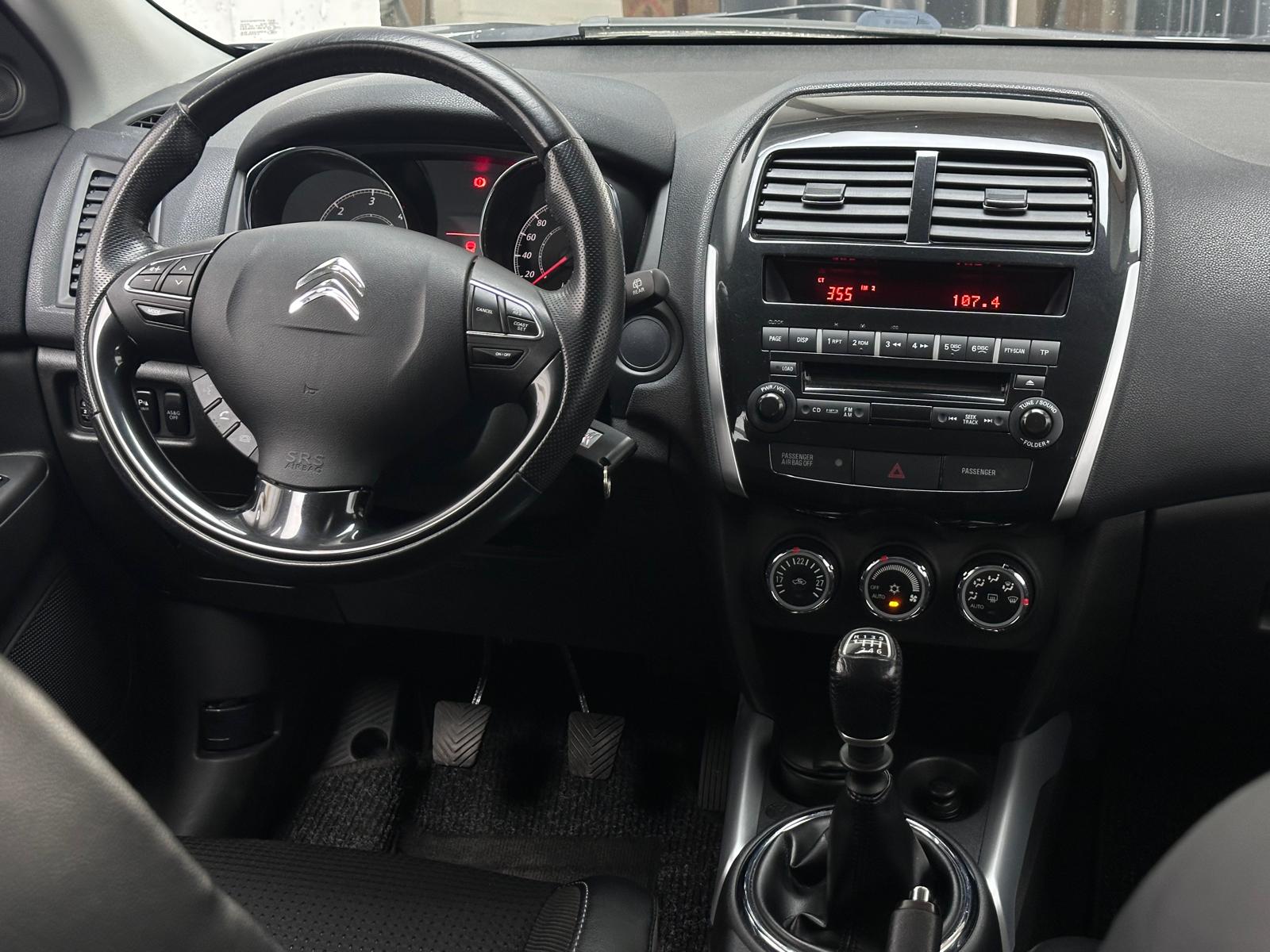 CITROEN C4 Aircross 1.8 HDi Exclusive 2WD-image-8
