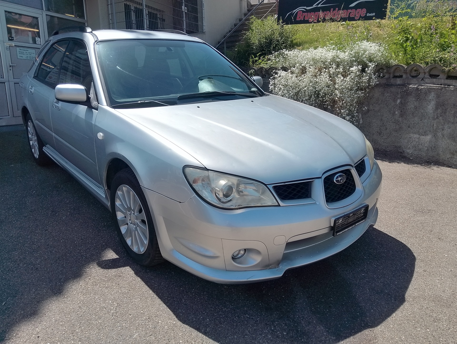 SUBARU Impreza 2.0R Swiss-image-3